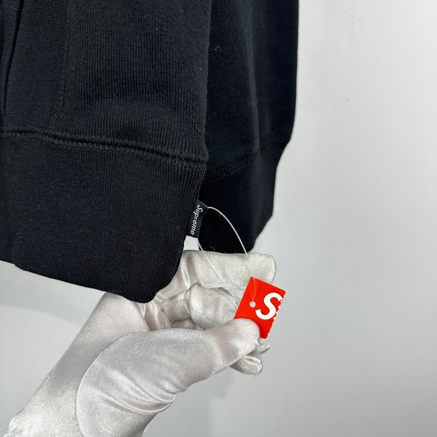 Supreme Supreme Studded Logo Hoodie in Black Size US S / EU 44-46 / 1 - 6 Thumbnail