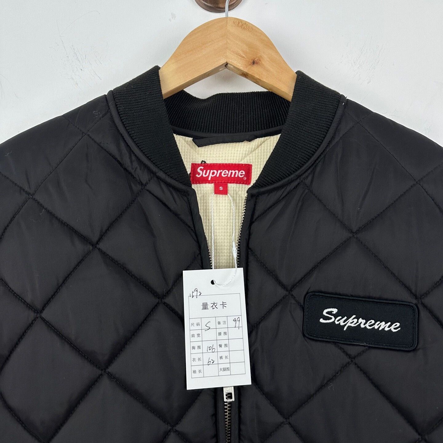 Supreme Supreme Black and Pink Quilted Jacket Size US S / EU 44-46 / 1 - 3 Thumbnail
