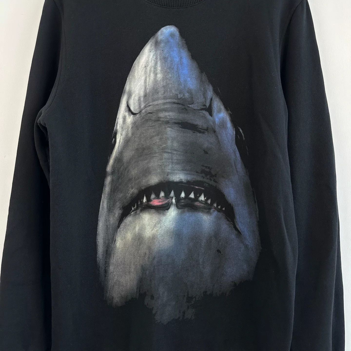 Givenchy Givenchy Shark Print Crewneck Sweatshirt Size US S / EU 44-46 / 1 - 4 Thumbnail