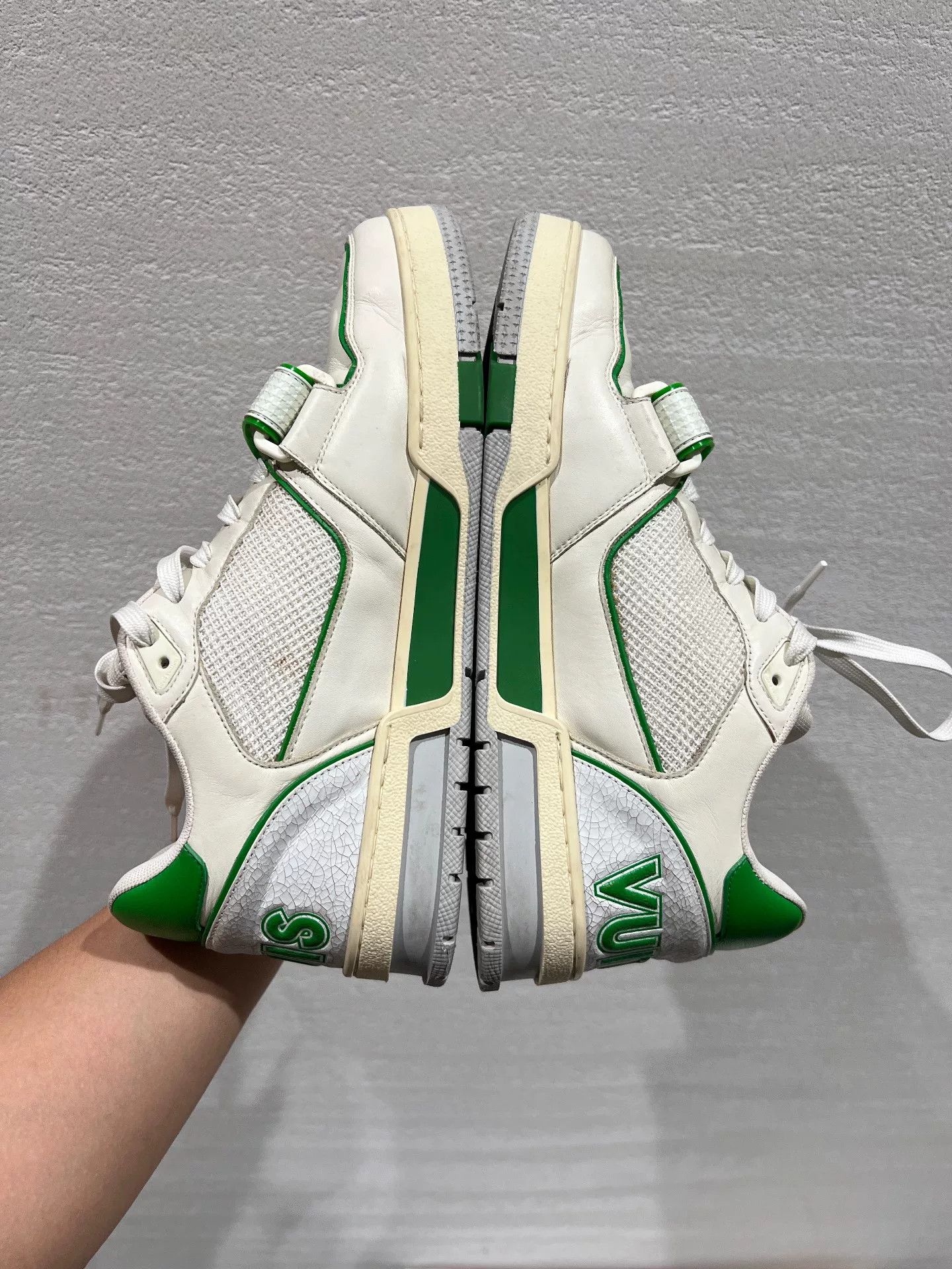 Louis Vuitton Louis Vuitton Green and White Trainers Size 42 Size US 9 / EU 42 - 2 Thumbnail