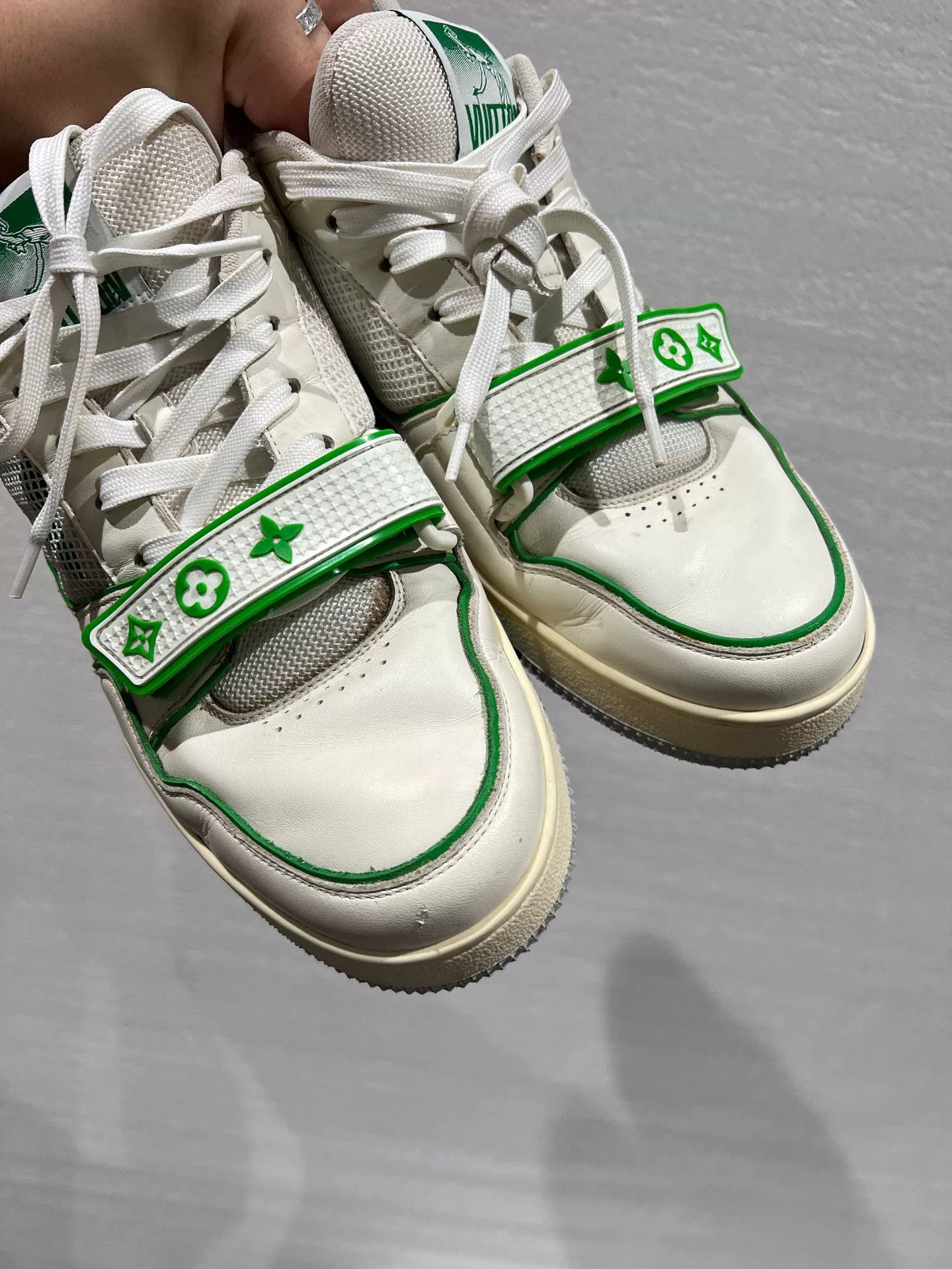 Louis Vuitton Louis Vuitton Green and White Trainers Size 42 Size US 9 / EU 42 - 5 Thumbnail