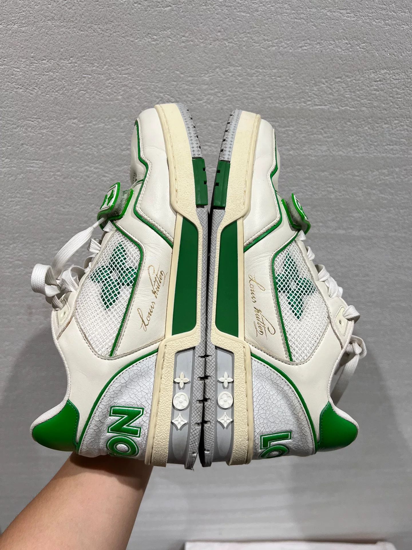 Louis Vuitton Louis Vuitton Green and White Trainers Size 42 Size US 9 / EU 42 - 3 Thumbnail