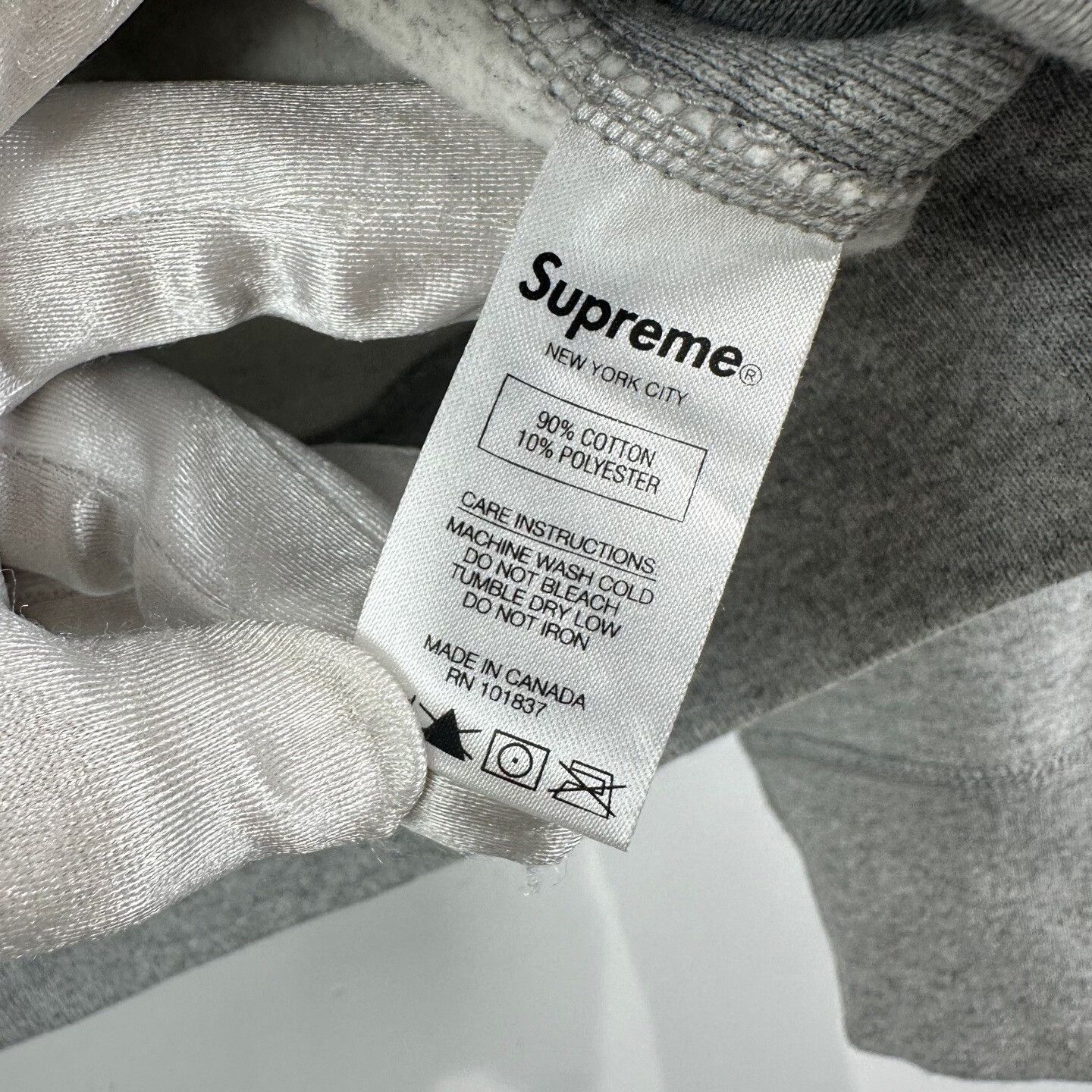 Supreme Supreme Letter Embroidered Hoodie Size S Size US S / EU 44-46 / 1 - 7 Thumbnail