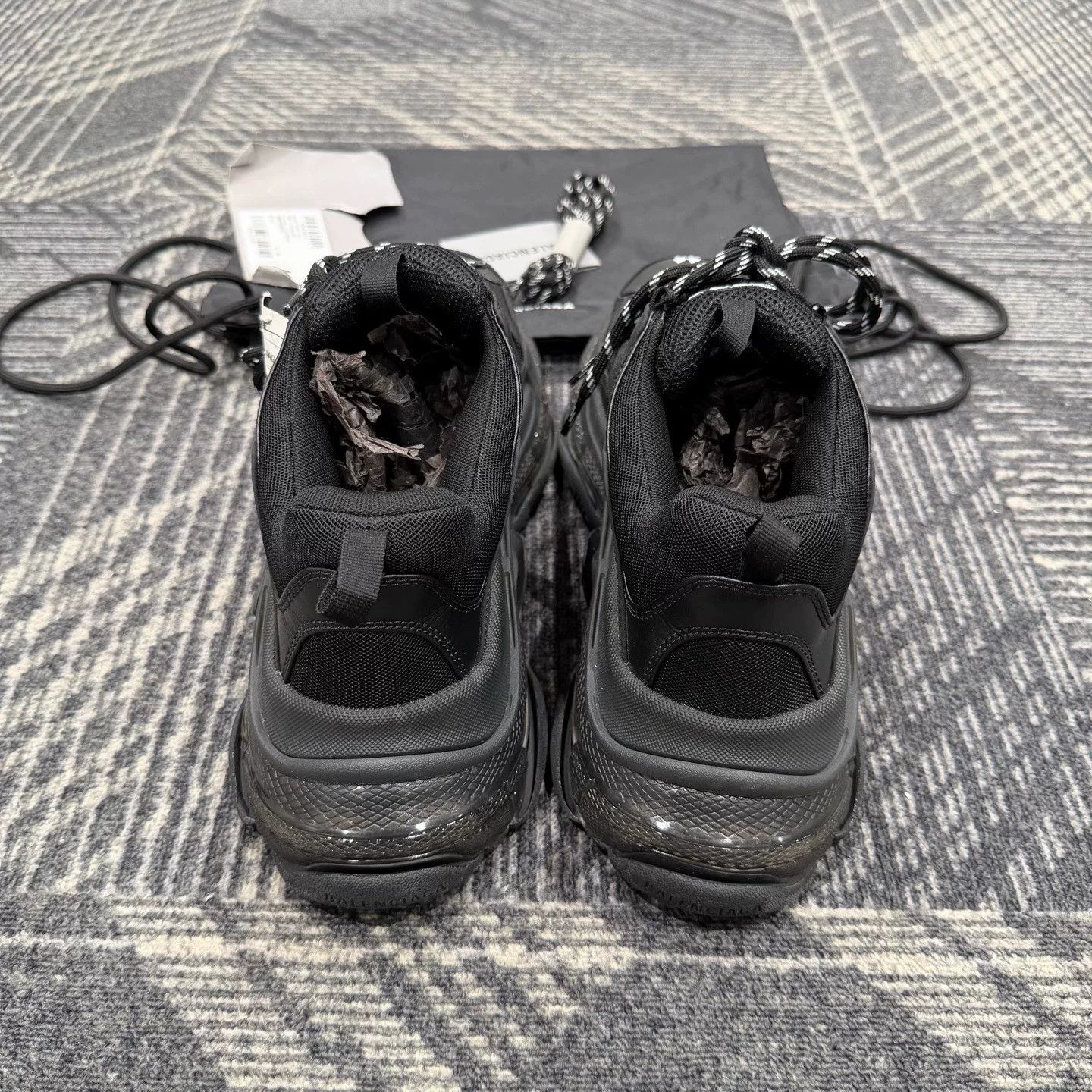 Balenciaga Balenciaga Triple S Black Sneakers Size 44 Size US 10 / EU 43 - 3 Thumbnail