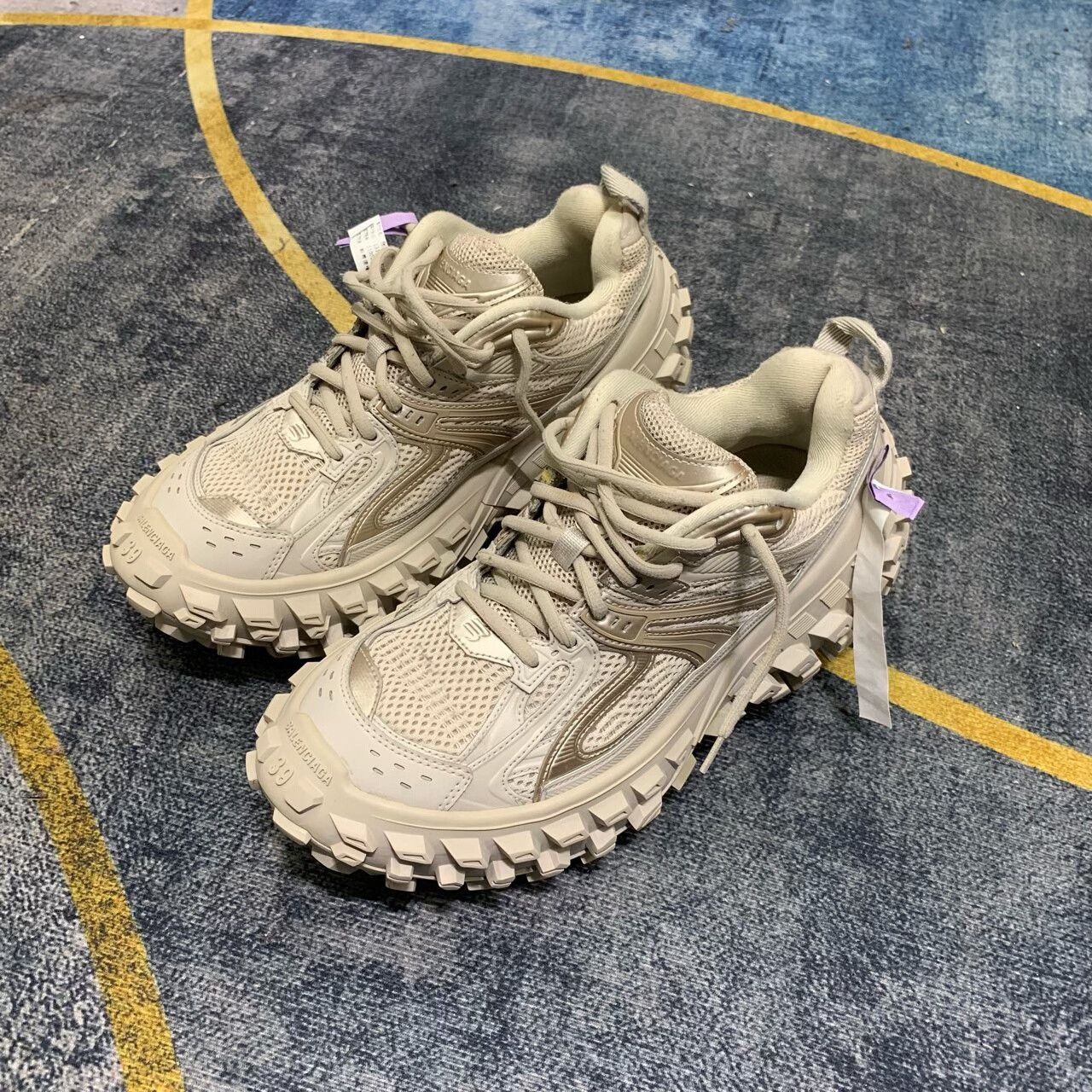 Balenciaga Balenciaga Tire Sneakers in Beige Color Size US 6 / EU 39 - 2 Thumbnail