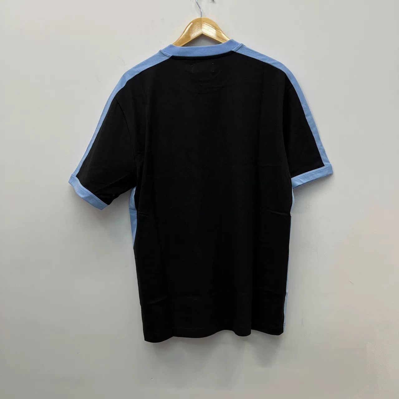 Palace Black Palace Flag T-Shirt Large Size US L / EU 52-54 / 3 - 2 Thumbnail