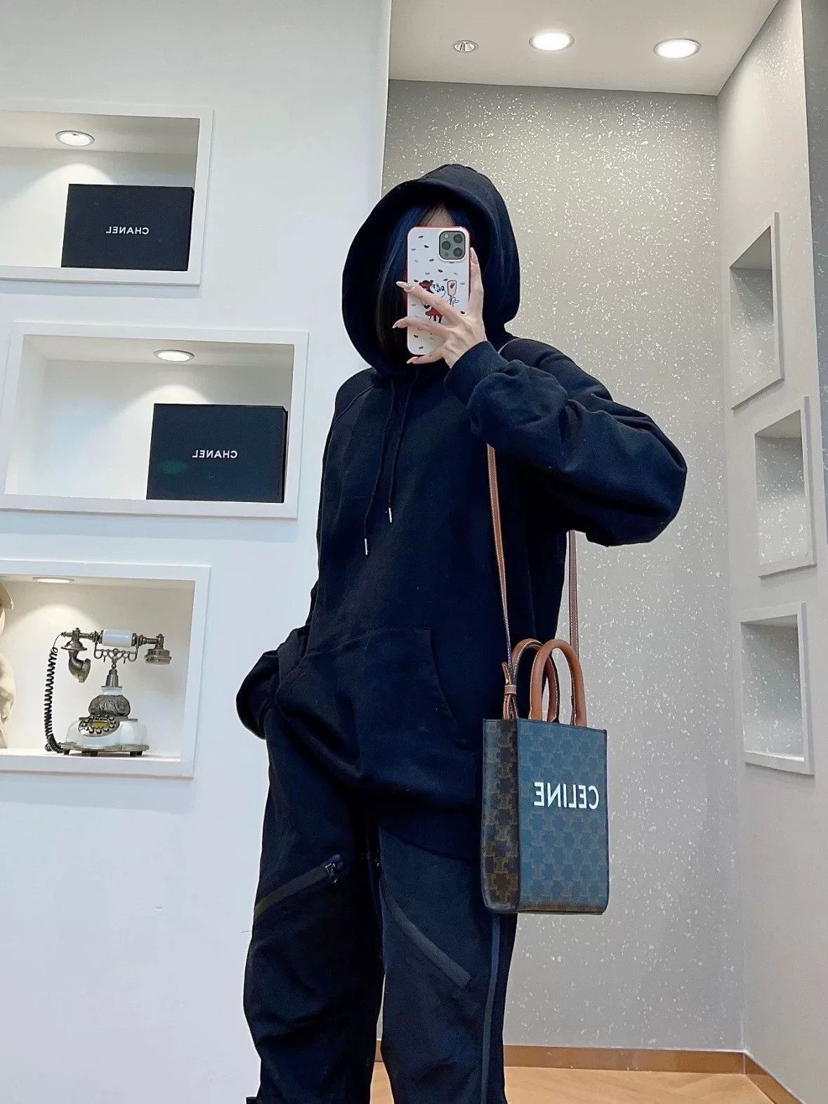 Celine Celine Logo Print Hoodie in Black Size US XL / EU 56 / 4 - 6 Thumbnail