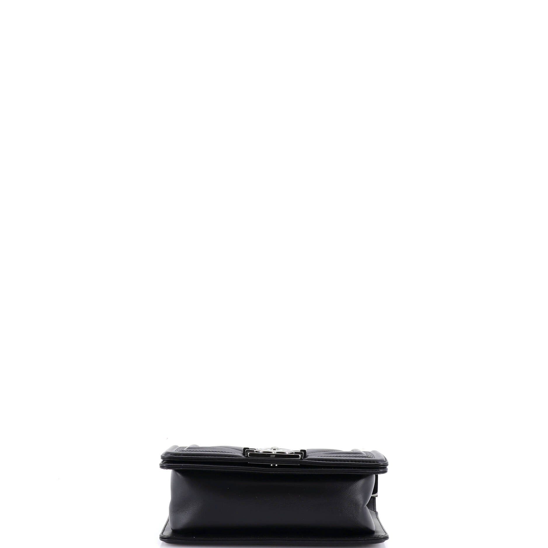 Chanel Boy Flap Bag Size ONE SIZE - 5 Thumbnail