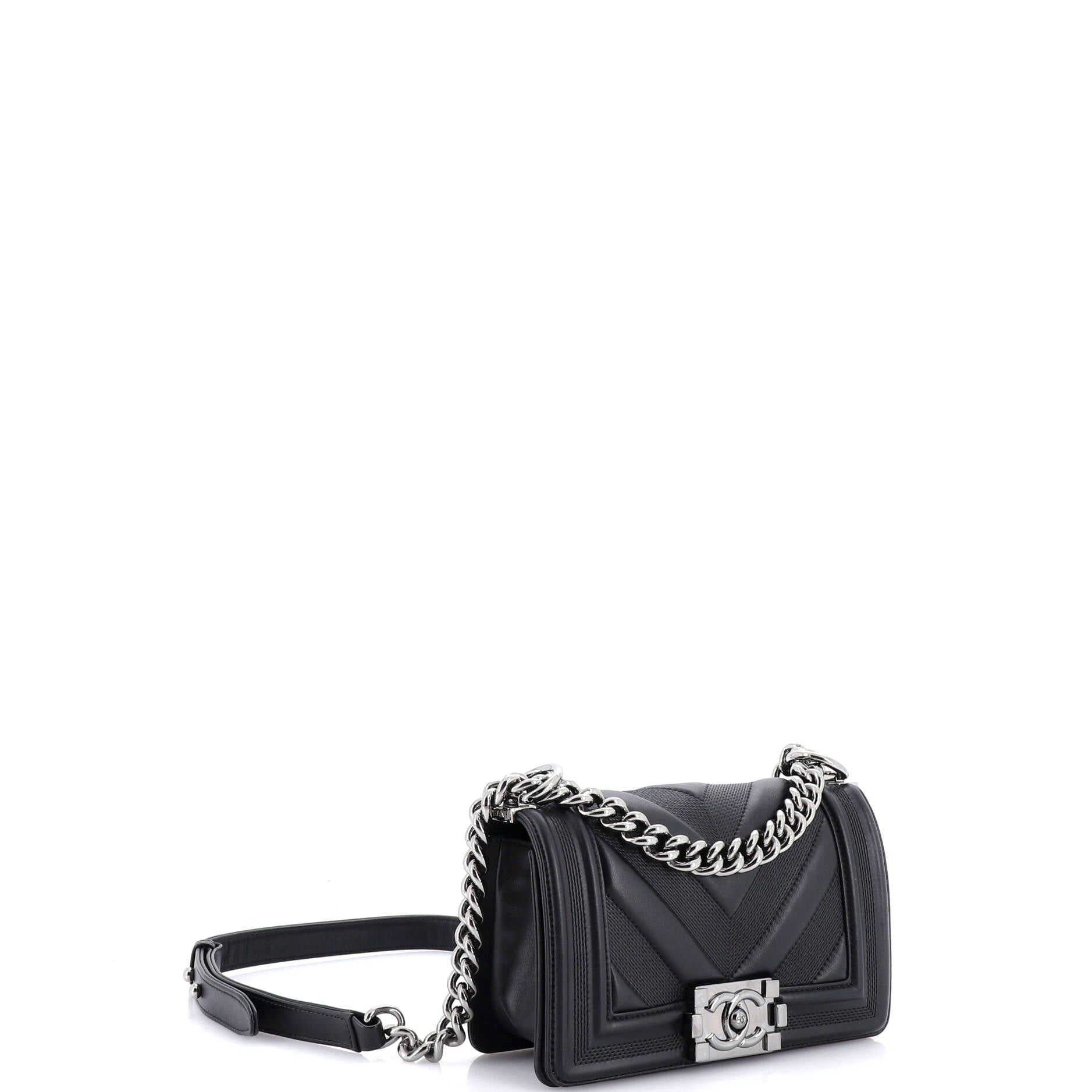 Chanel Boy Flap Bag Size ONE SIZE - 3 Thumbnail