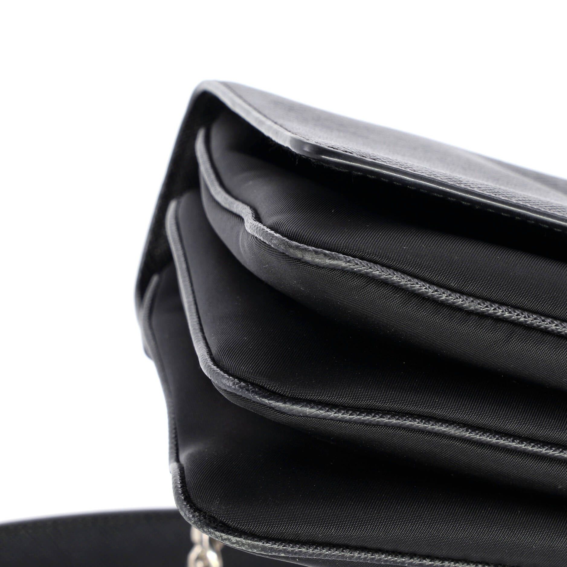 Prada Chain Flap Crossbody Bag Size ONE SIZE - 6 Thumbnail