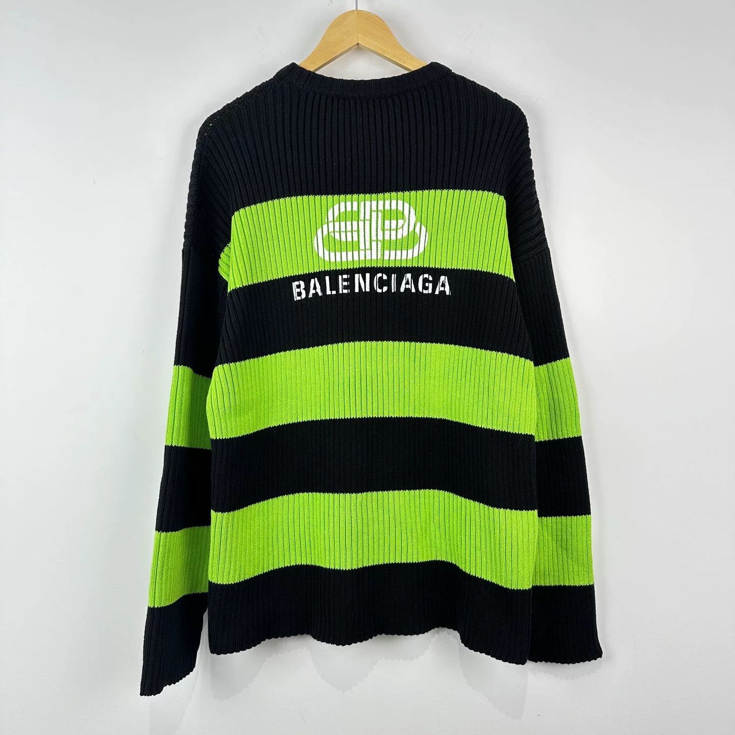 Balenciaga Balenciaga Logo Knitted Sweater XS Size Size XS / US 0-2 / IT 36-38 - 2 Thumbnail