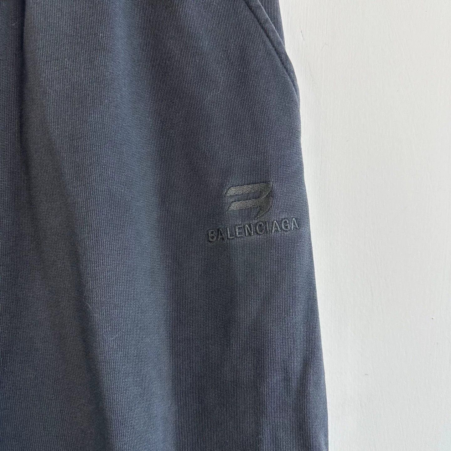 Balenciaga Balenciaga Embroidered Logo Wide-Leg Pants Size US 26 / EU 42 - 4 Thumbnail