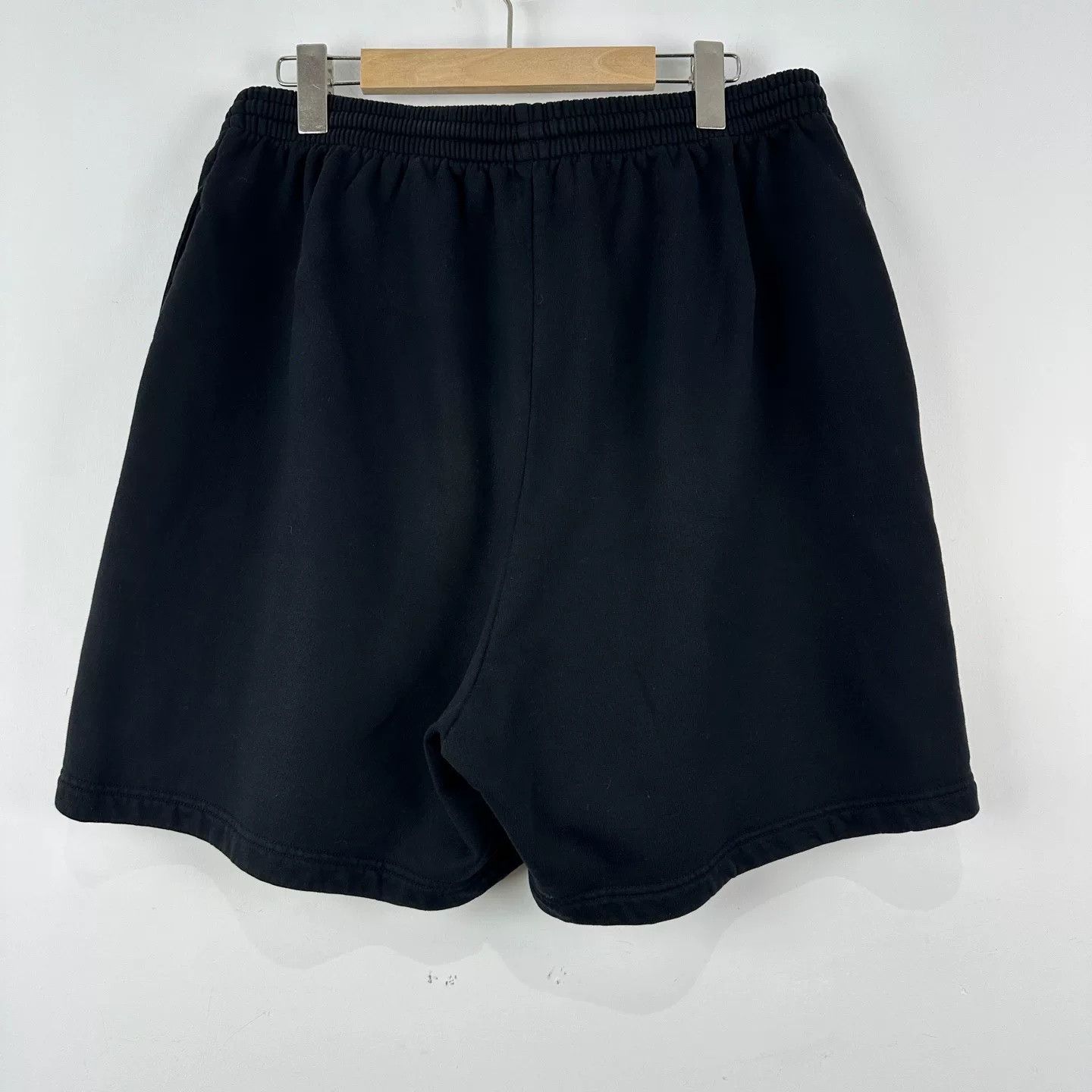 Balenciaga Balenciaga Limited Edition Shorts L Size Size US 28 / EU 44 - 2 Thumbnail