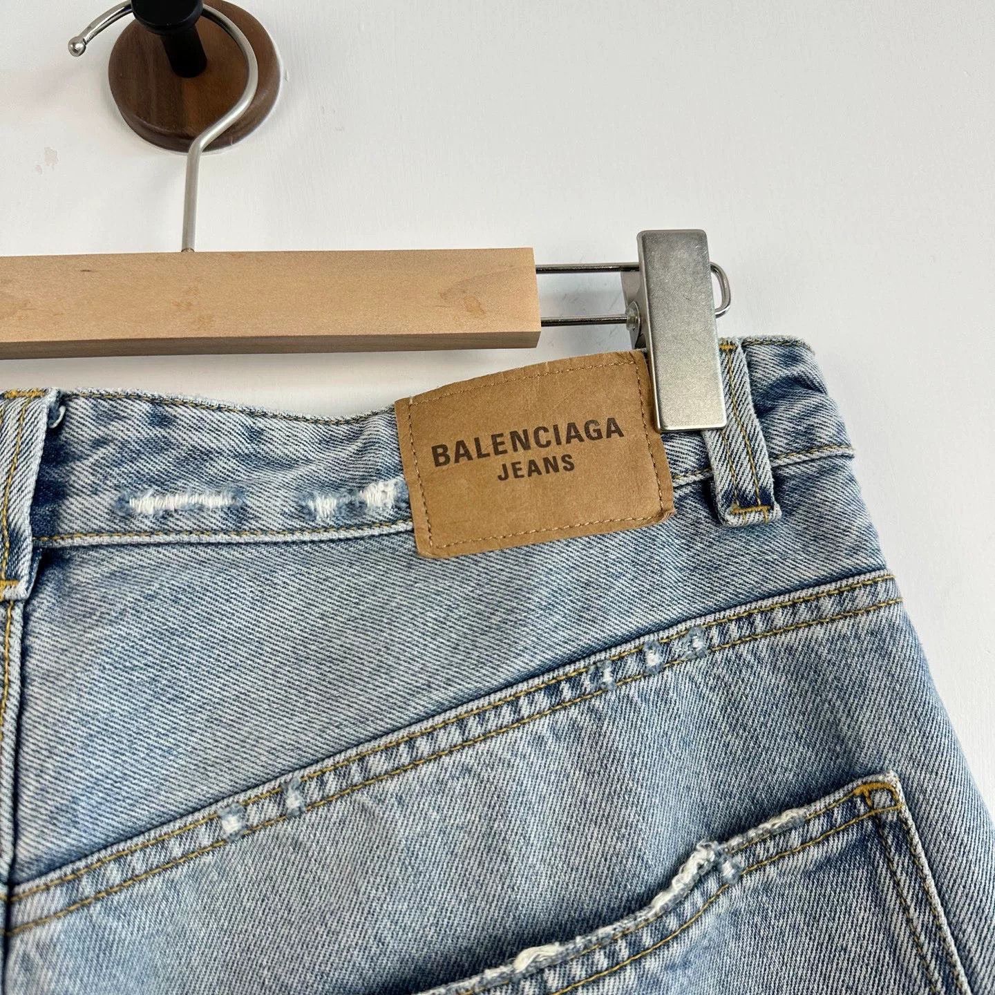 Balenciaga Balenciaga Men's Cropped Wide-Leg Jeans Size US 28 / EU 44 - 5 Thumbnail
