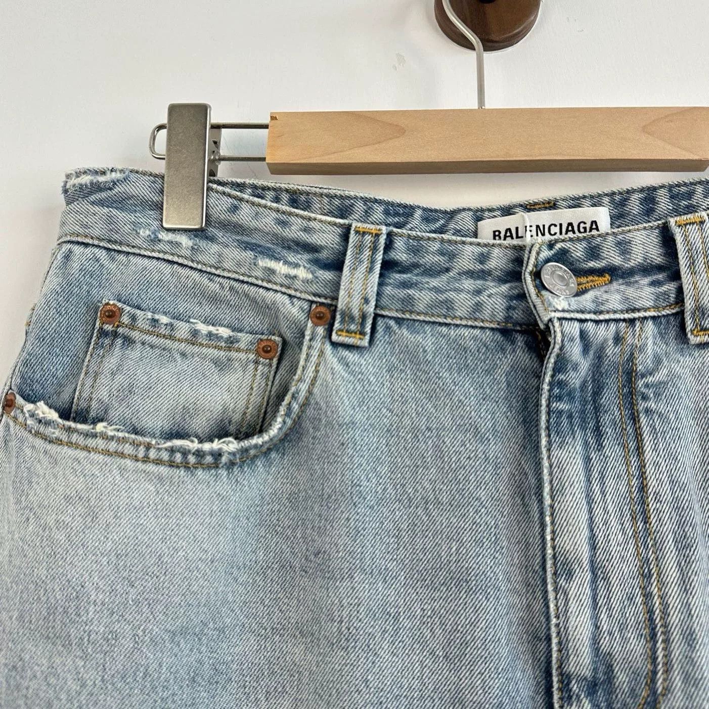 Balenciaga Balenciaga Men's Cropped Wide-Leg Jeans Size US 28 / EU 44 - 4 Thumbnail
