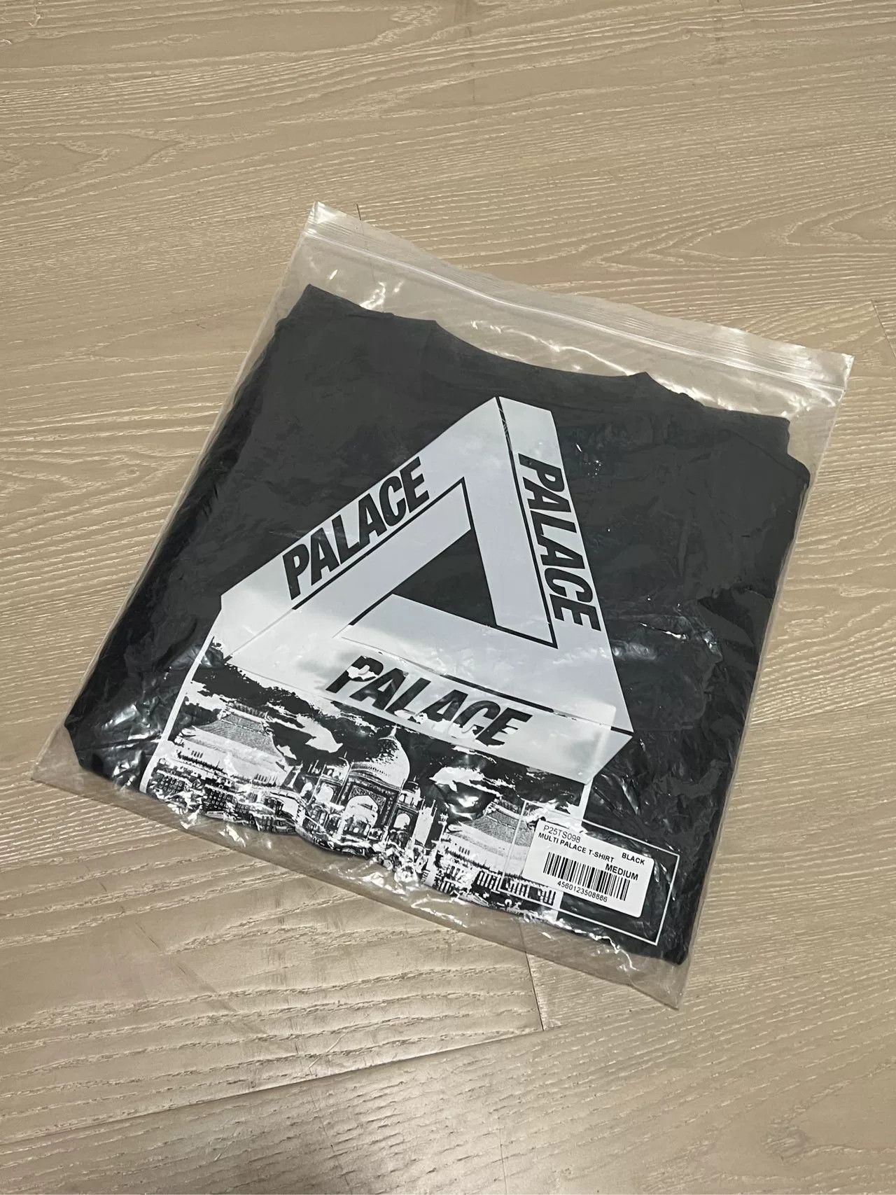 Palace Palace FW23 Short Sleeve T-Shirt Size US M / EU 48-50 / 2 - 5 Thumbnail