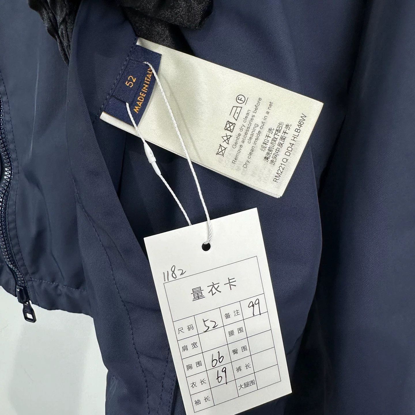 Louis Vuitton Louis Vuitton Reversible Windbreaker Jacket Size 52 Size US L / EU 52-54 / 3 - 7 Thumbnail