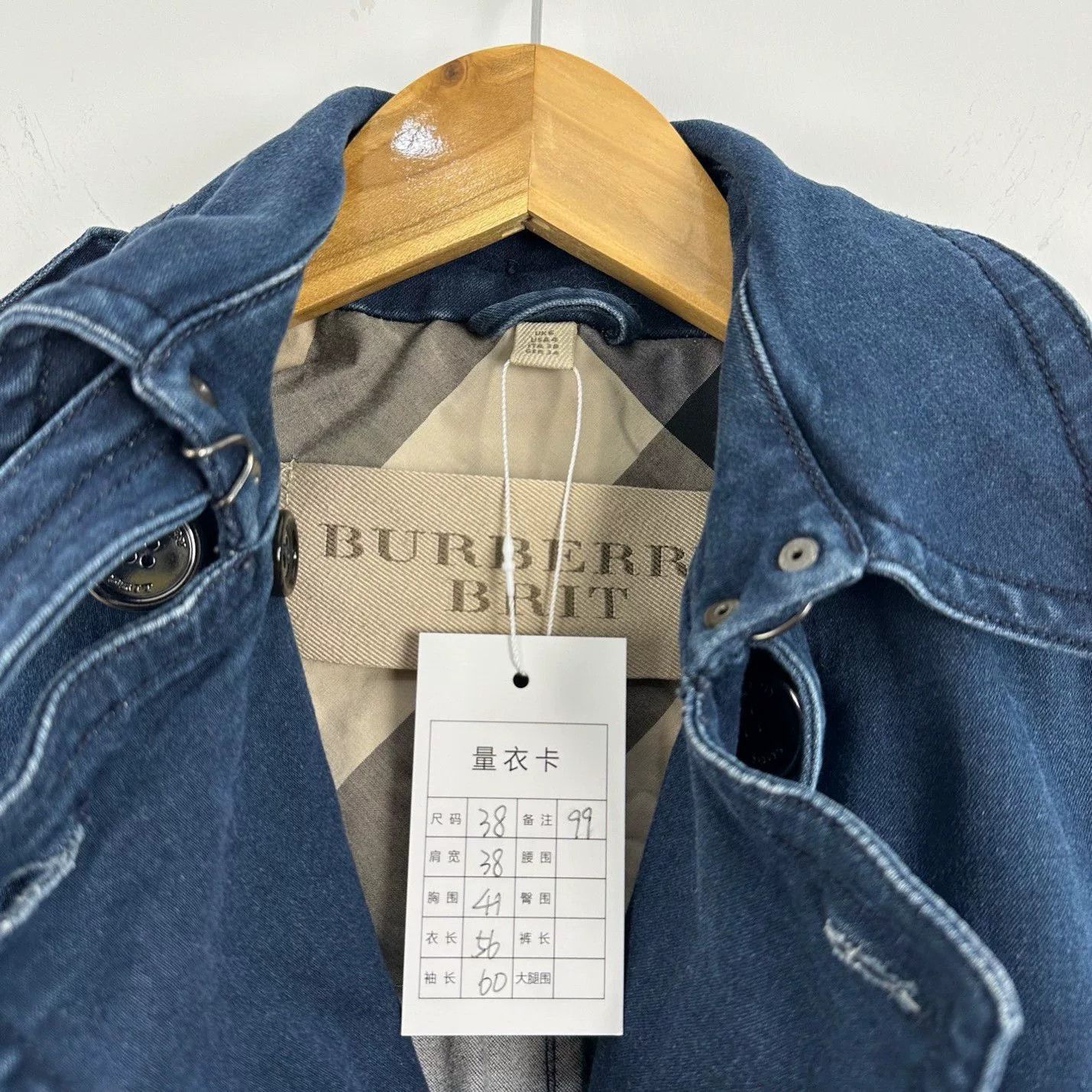 Burberry Burberry Denim Jacket in Excellent Condition Size US M / EU 48-50 / 2 - 3 Thumbnail