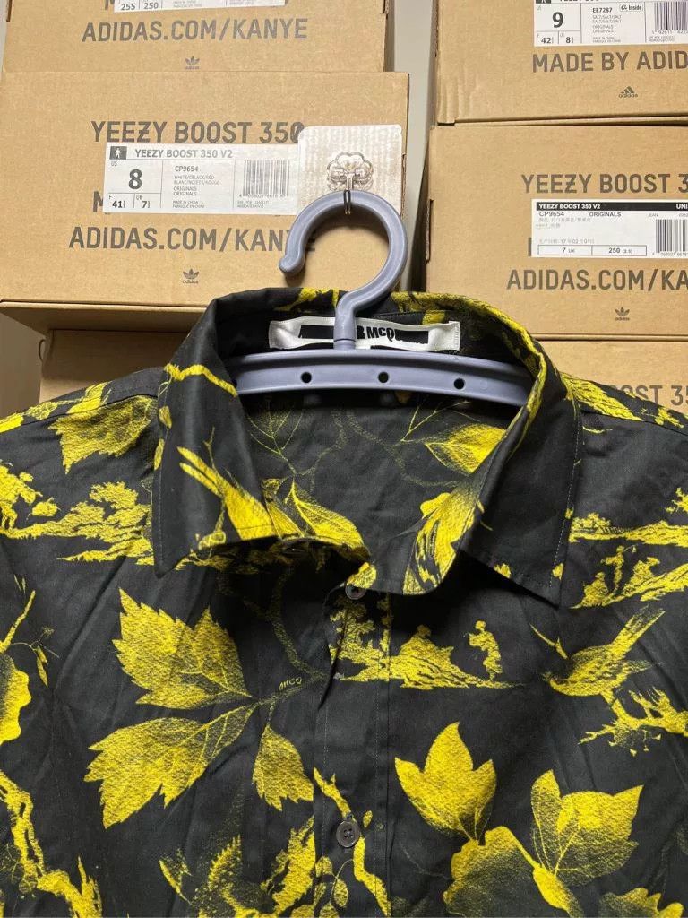 Alexander McQueen Alexander Mcqueen Floral Shirt Size 50 Size US M / EU 48-50 / 2 - 3 Thumbnail