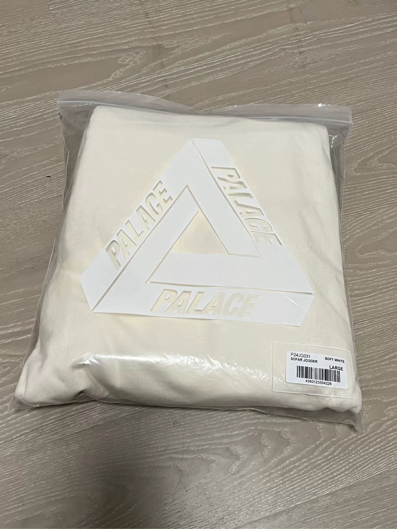 Palace Palace SS23 Embroidered Logo Joggers Size US 28 / EU 44 - 4 Thumbnail