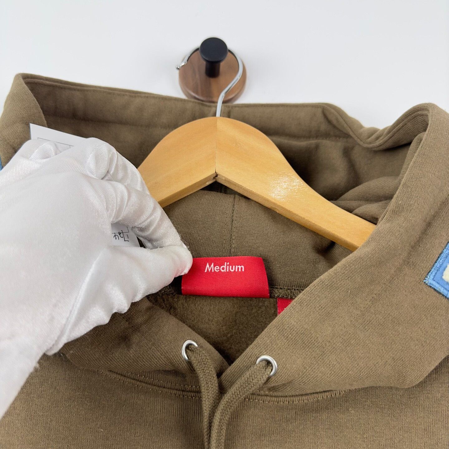 Supreme Supreme Flocked Lettered Hoodie Size M Size US M / EU 48-50 / 2 - 6 Thumbnail