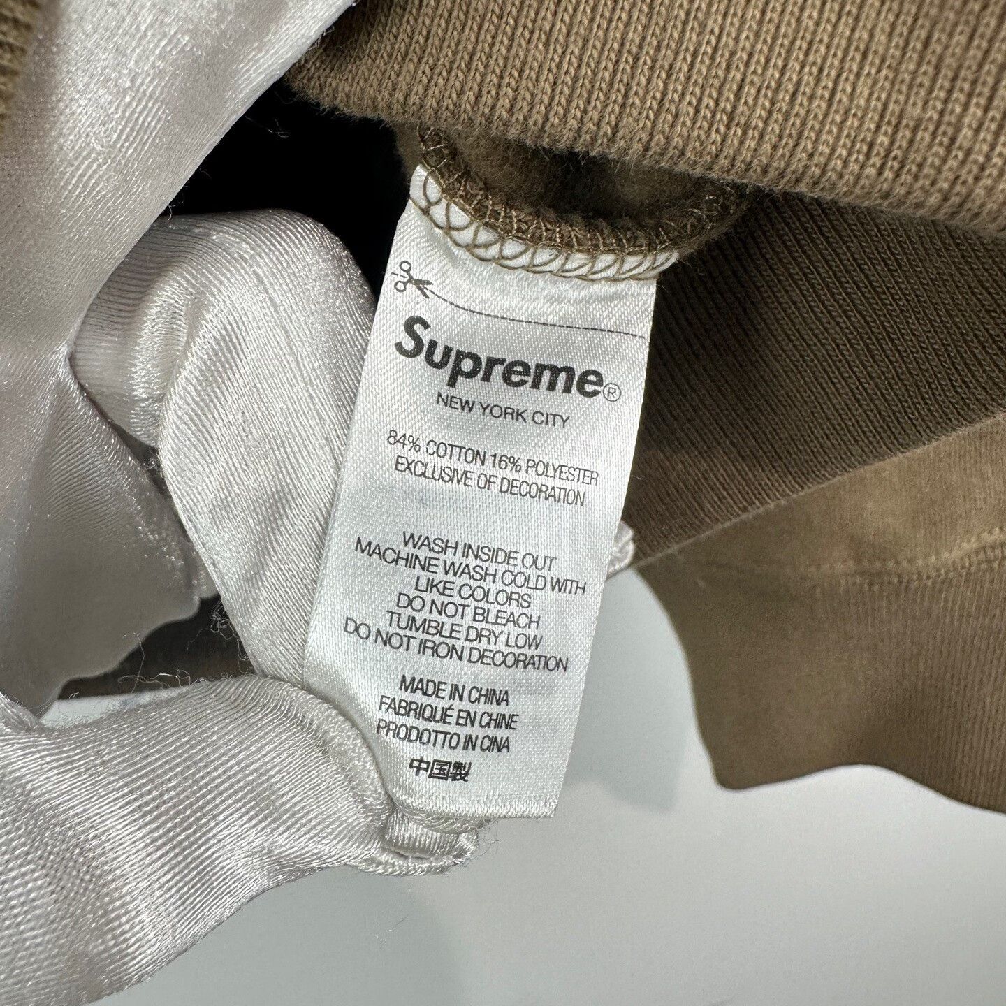 Supreme Supreme Flocked Lettered Hoodie Size M Size US M / EU 48-50 / 2 - 7 Thumbnail
