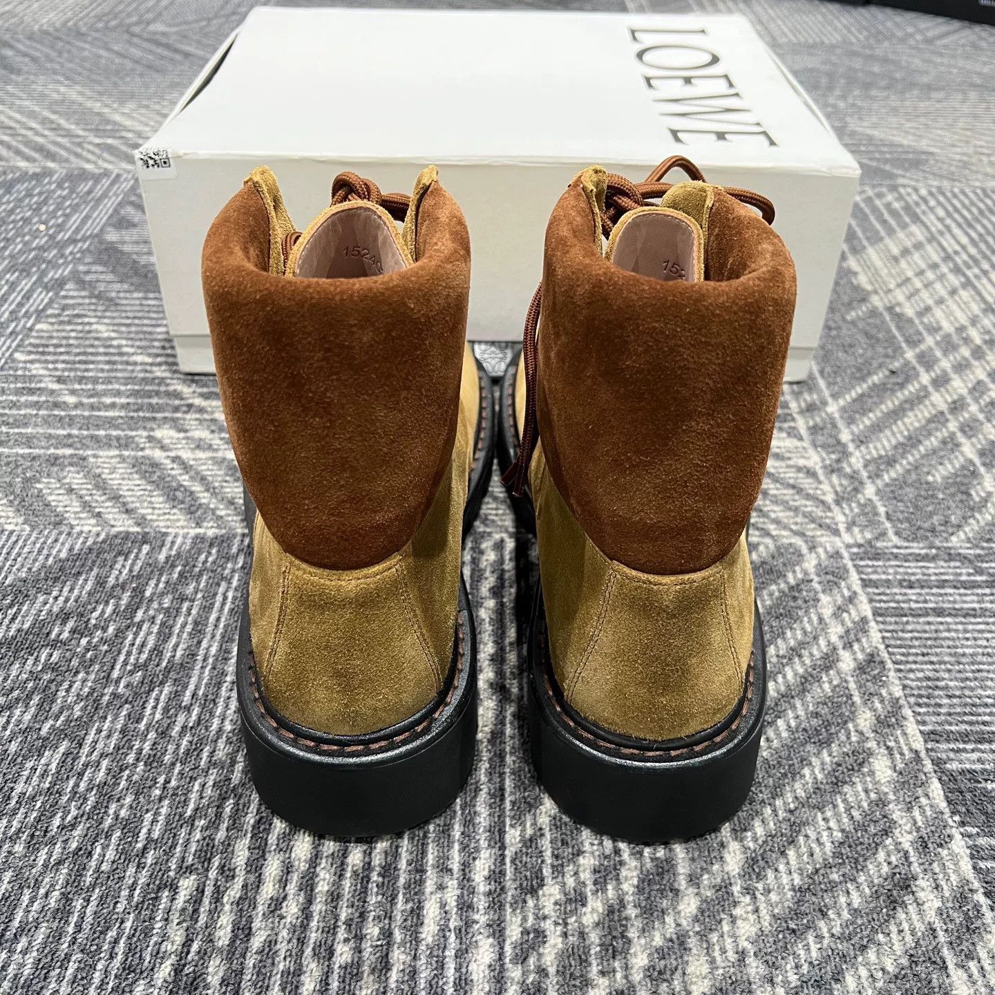 Loewe Loewe Sierra Yellow Suede Ankle Boots Size US 11 / EU 44 - 3 Thumbnail