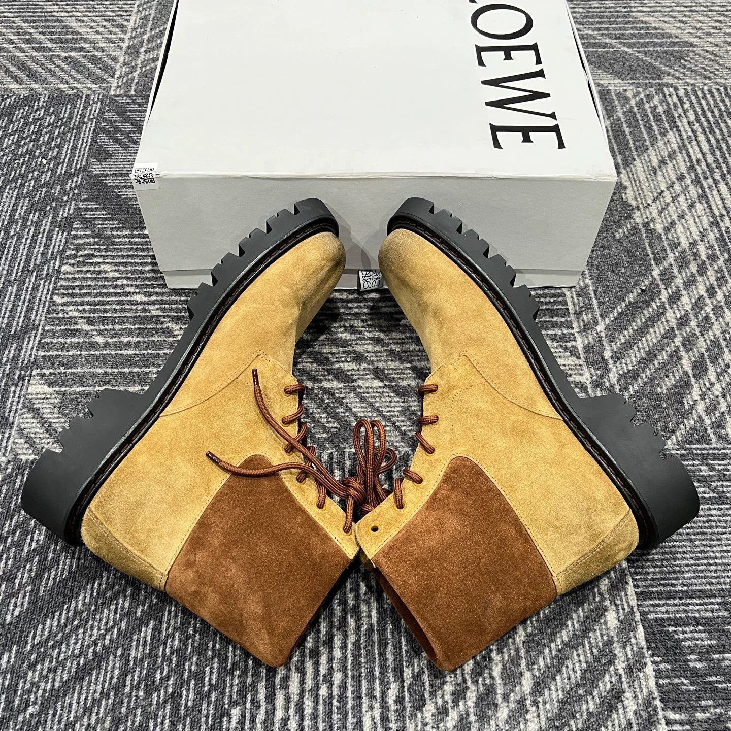 Loewe Loewe Sierra Yellow Suede Ankle Boots Size US 11 / EU 44 - 5 Thumbnail