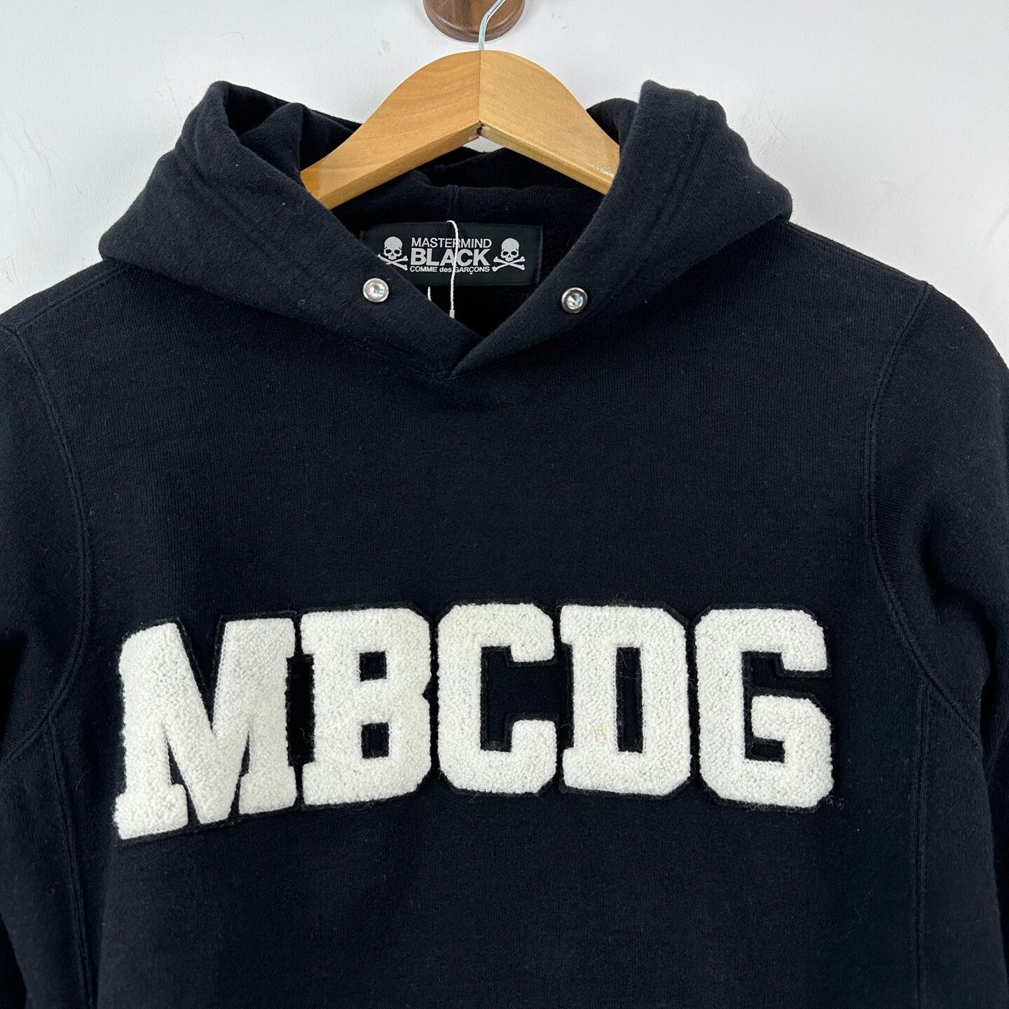 Mastermind Japan Mastermind Japan x CDG Hooded Sweatshirt Size US S / EU 44-46 / 1 - 4 Thumbnail