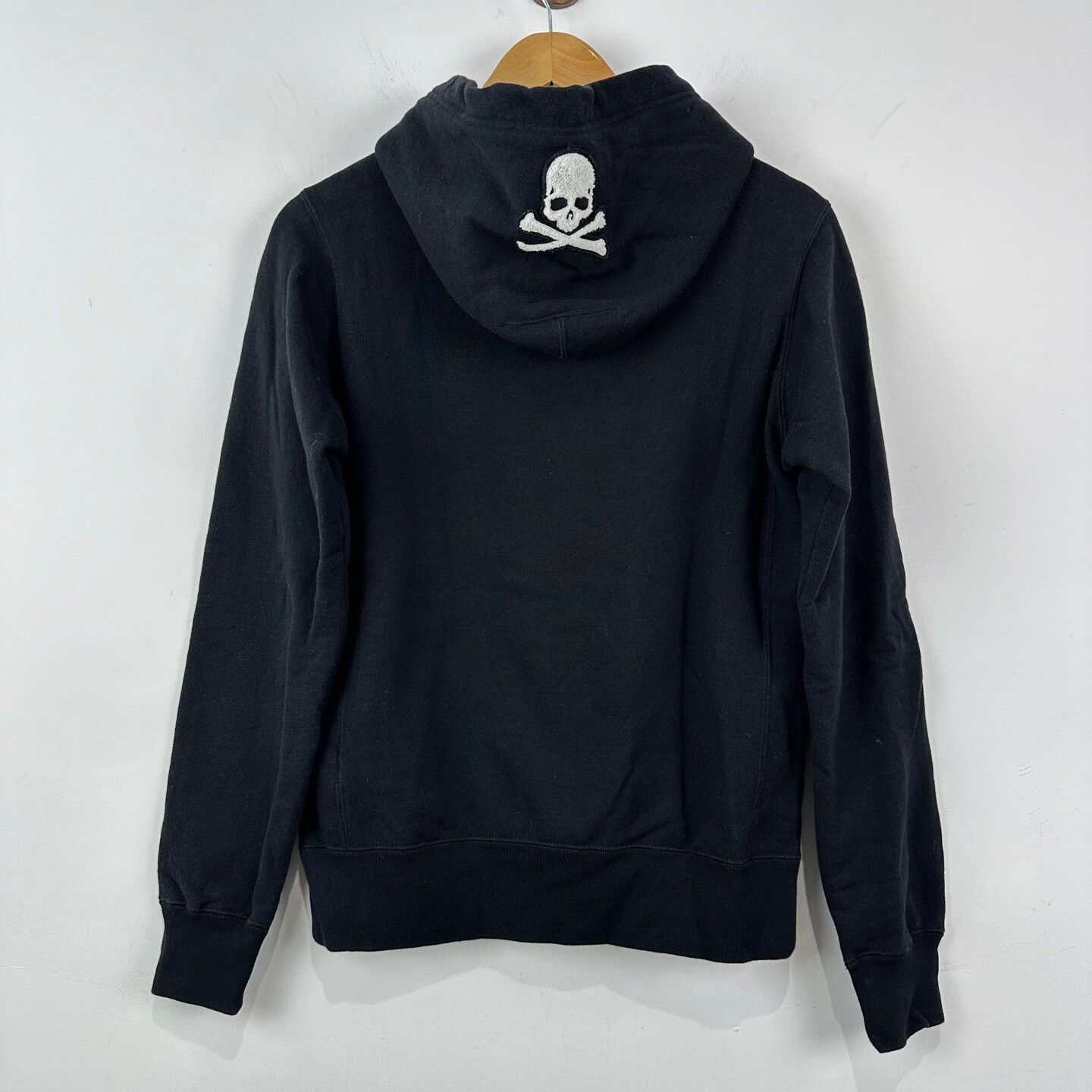 Mastermind Japan Mastermind Japan x CDG Hooded Sweatshirt Size US S / EU 44-46 / 1 - 2 Thumbnail