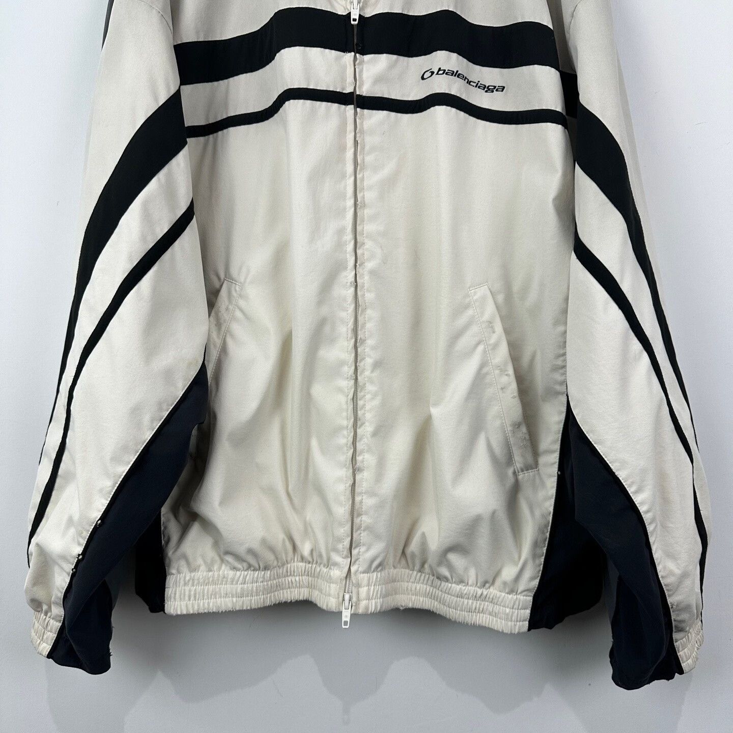 Balenciaga Balenciaga Color-Block Distressed Jacket Size US S / EU 44-46 / 1 - 4 Thumbnail