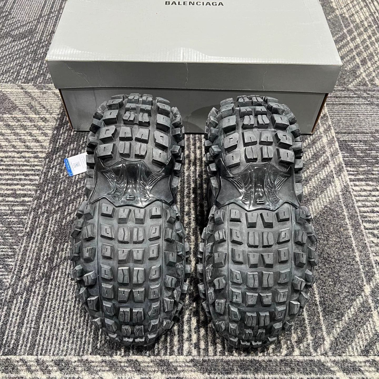 Balenciaga Balenciaga Bouncer Retro Tire Shoes Size US 9 / EU 42 - 6 Thumbnail