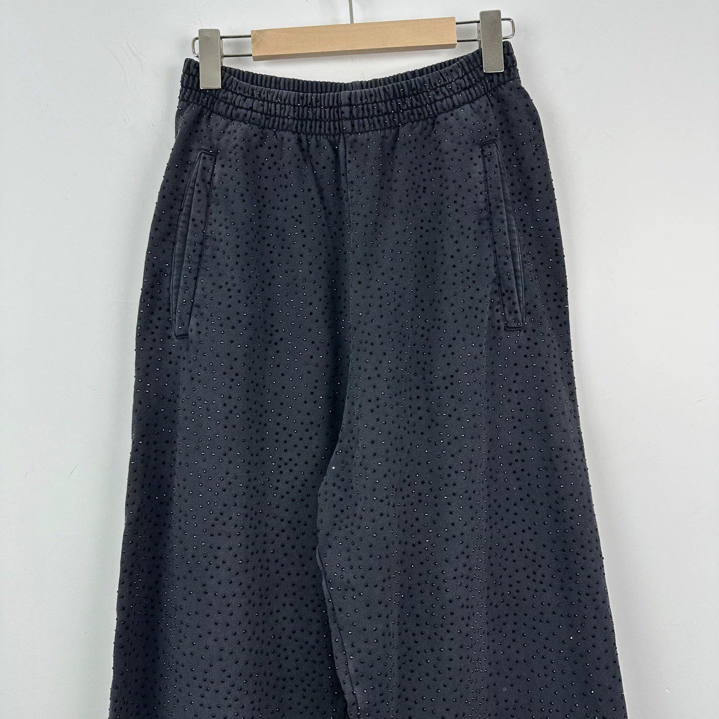 Balenciaga Balenciaga Vintage Rhinestone Wide-Leg Pants Size 26" / US 2 / IT 38 - 4 Thumbnail