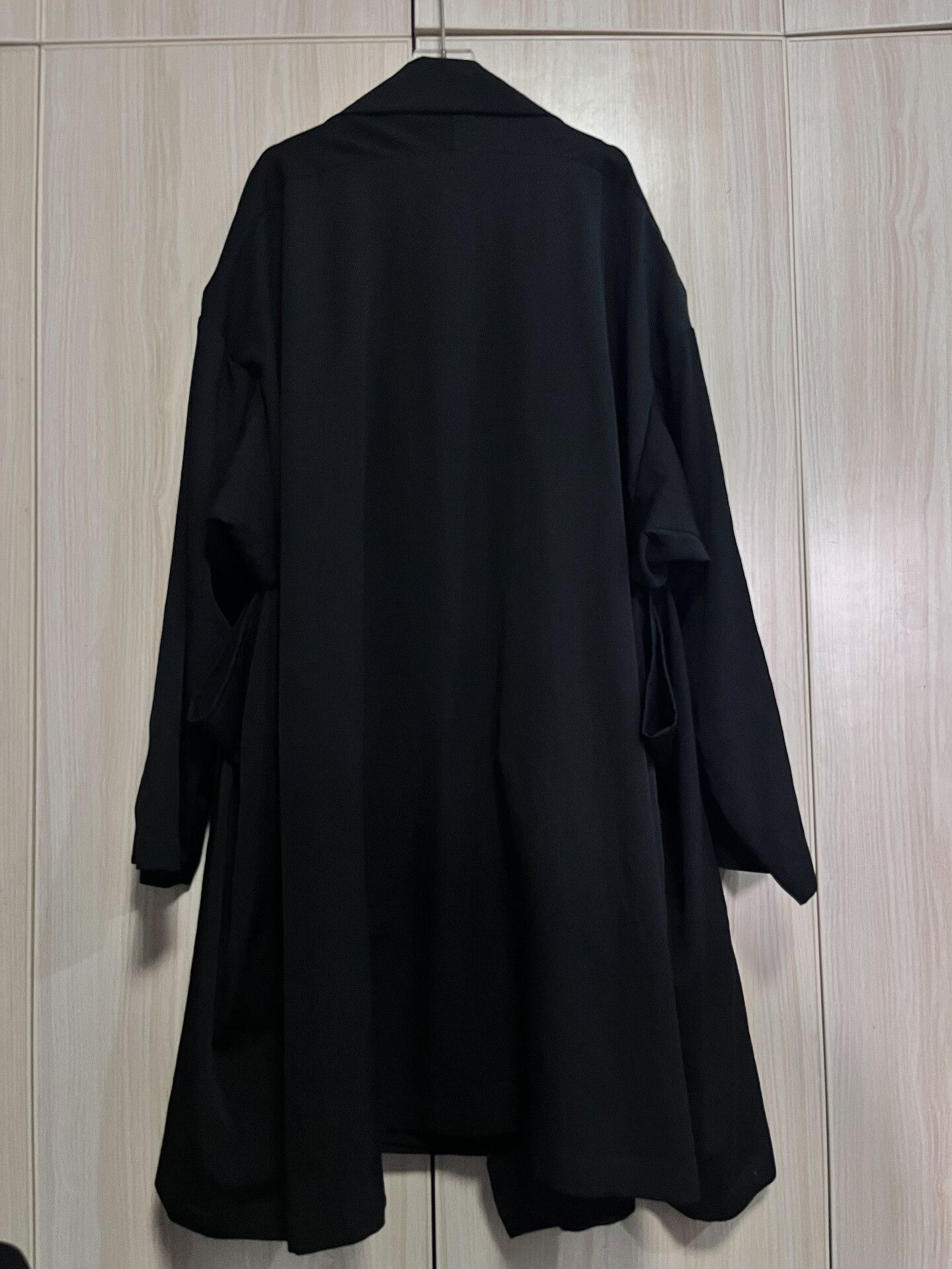 Yohji Yamamoto Yohji Yamamoto Caped Coat for Autumn Size L / US 10 / IT 46 - 4 Thumbnail