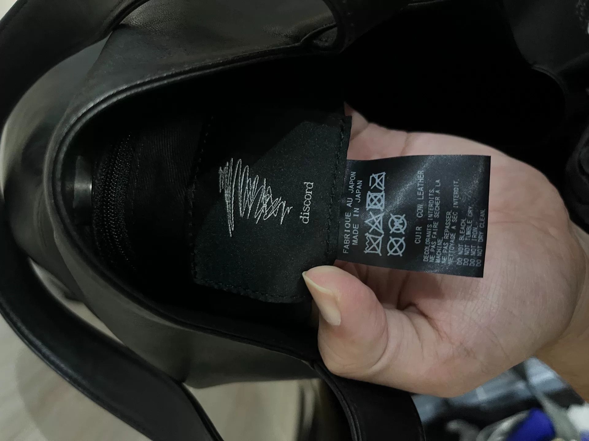 Yohji Yamamoto Yohji Yamamoto Black Leather Crossbody Bag Size ONE SIZE - 6 Thumbnail
