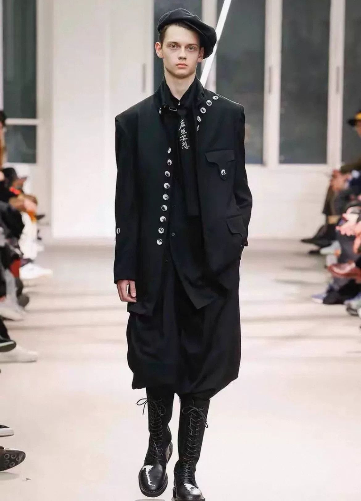 Yohji Yamamoto Yohji Yamamoto Black Short Coat Size US L / EU 52-54 / 3 - 5 Thumbnail