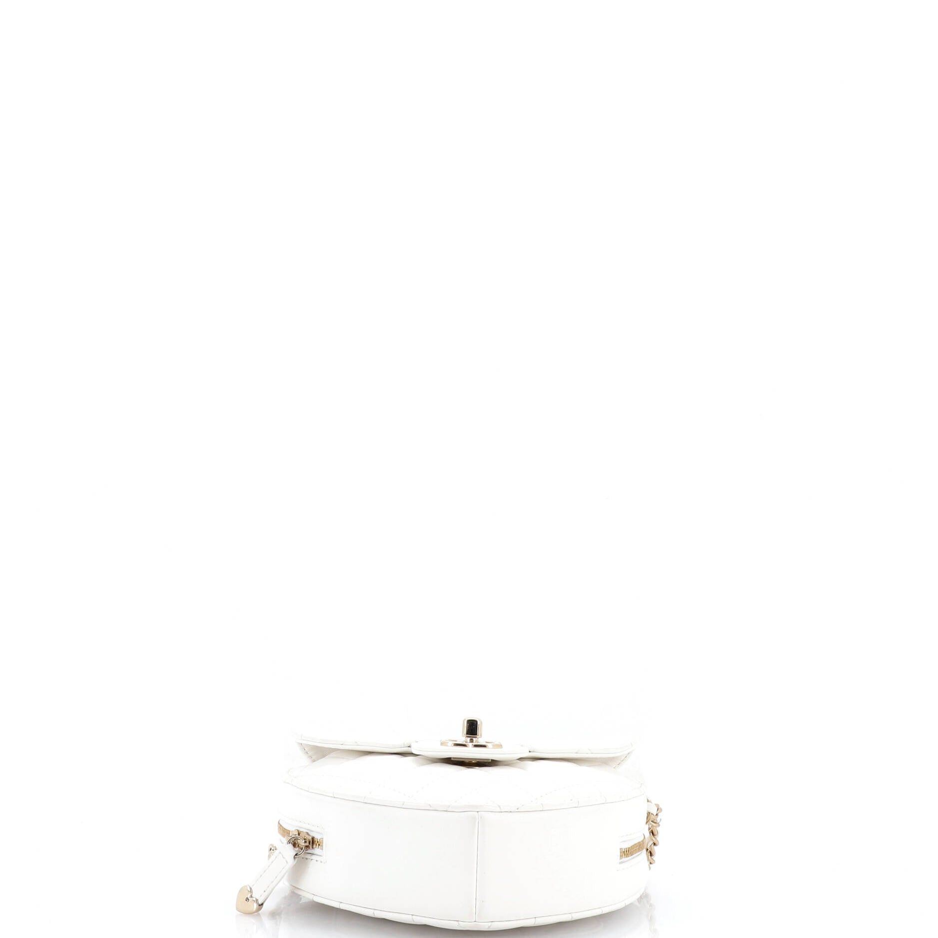 Chanel CC in Love Heart Bag Size ONE SIZE - 4 Thumbnail