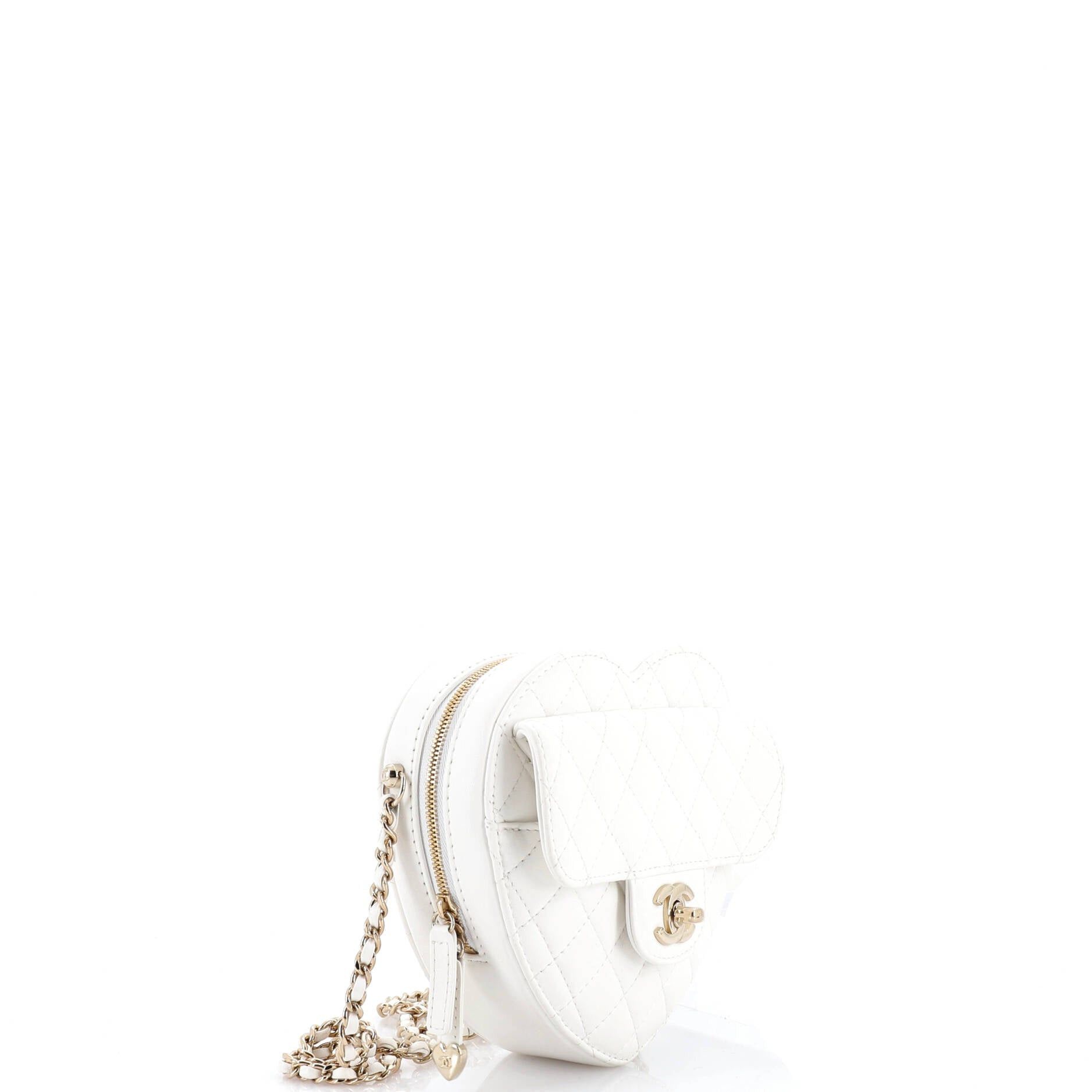 Chanel CC in Love Heart Bag Size ONE SIZE - 2 Thumbnail