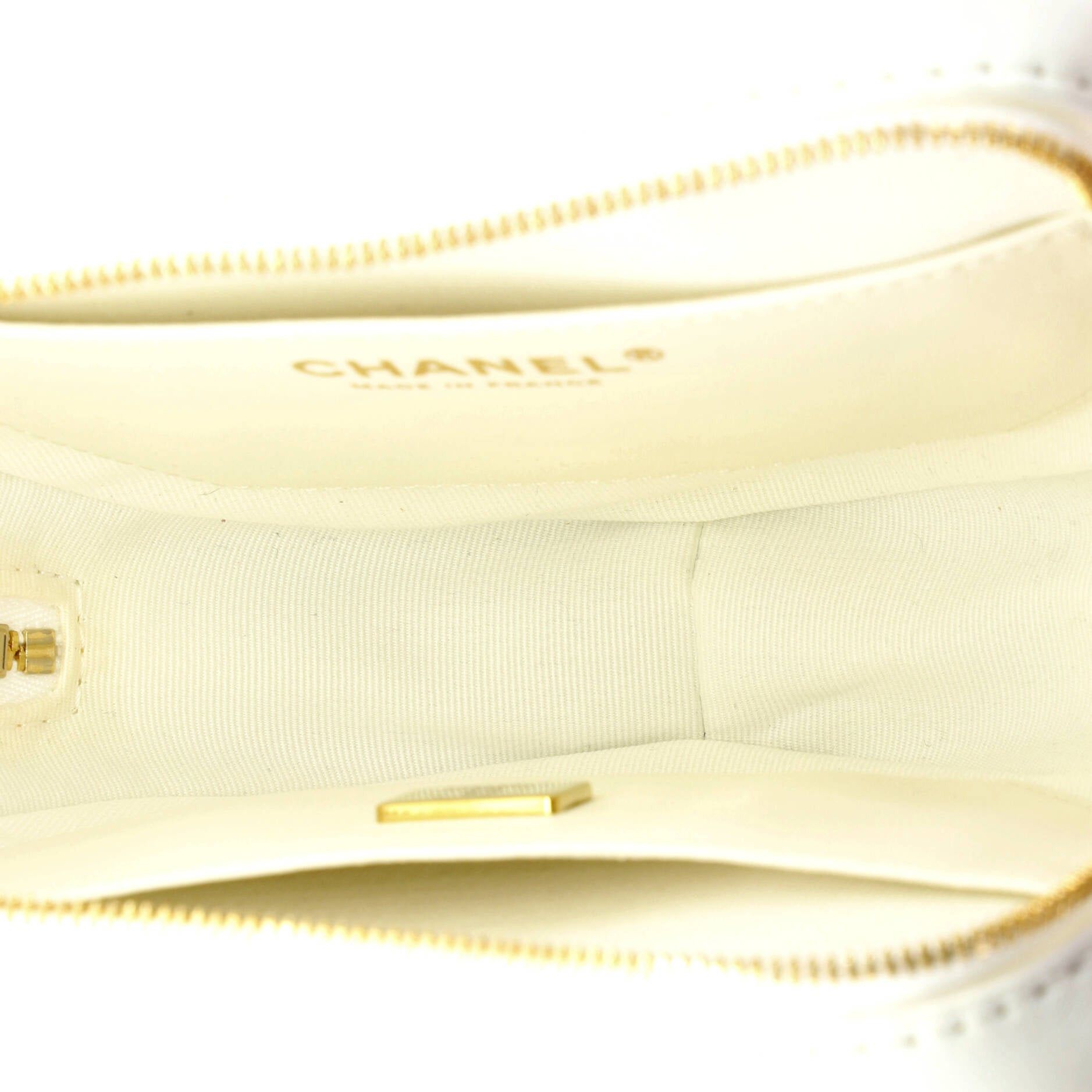 Chanel CC in Love Heart Bag Size ONE SIZE - 5 Thumbnail