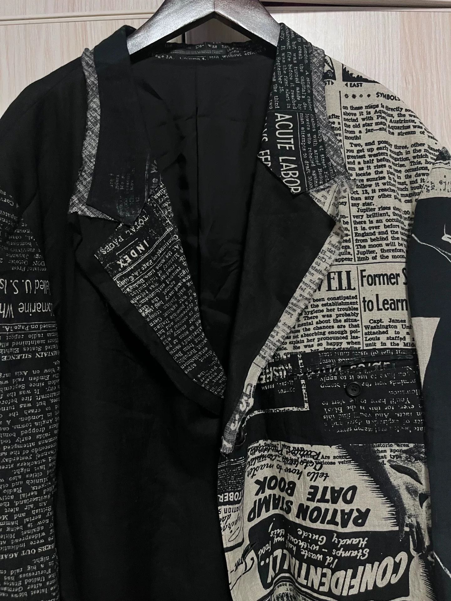 Yohji Yamamoto Yohji Yamamoto Newspaper Print Jacket Size US M / EU 48-50 / 2 - 4 Thumbnail