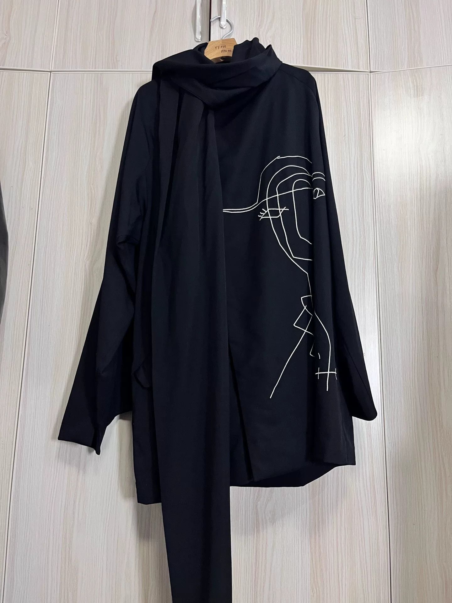 Yohji Yamamoto Yohji Yamamoto Black Scarf with Design Size ONE SIZE - 4 Thumbnail
