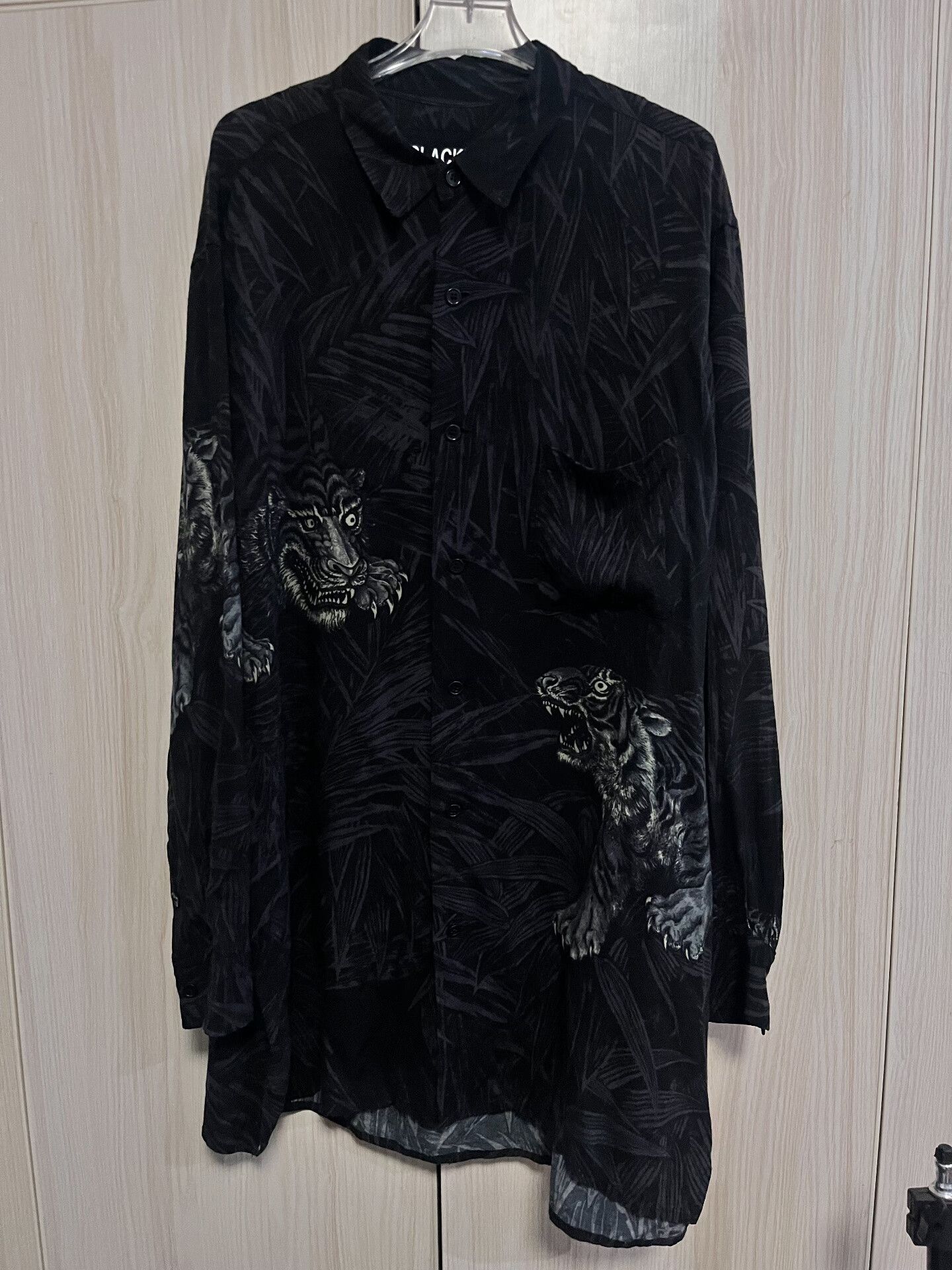 Yohji Yamamoto Yohji Yamamoto Tiger Print Shirt Size US M / EU 48-50 / 2 - 2 Thumbnail