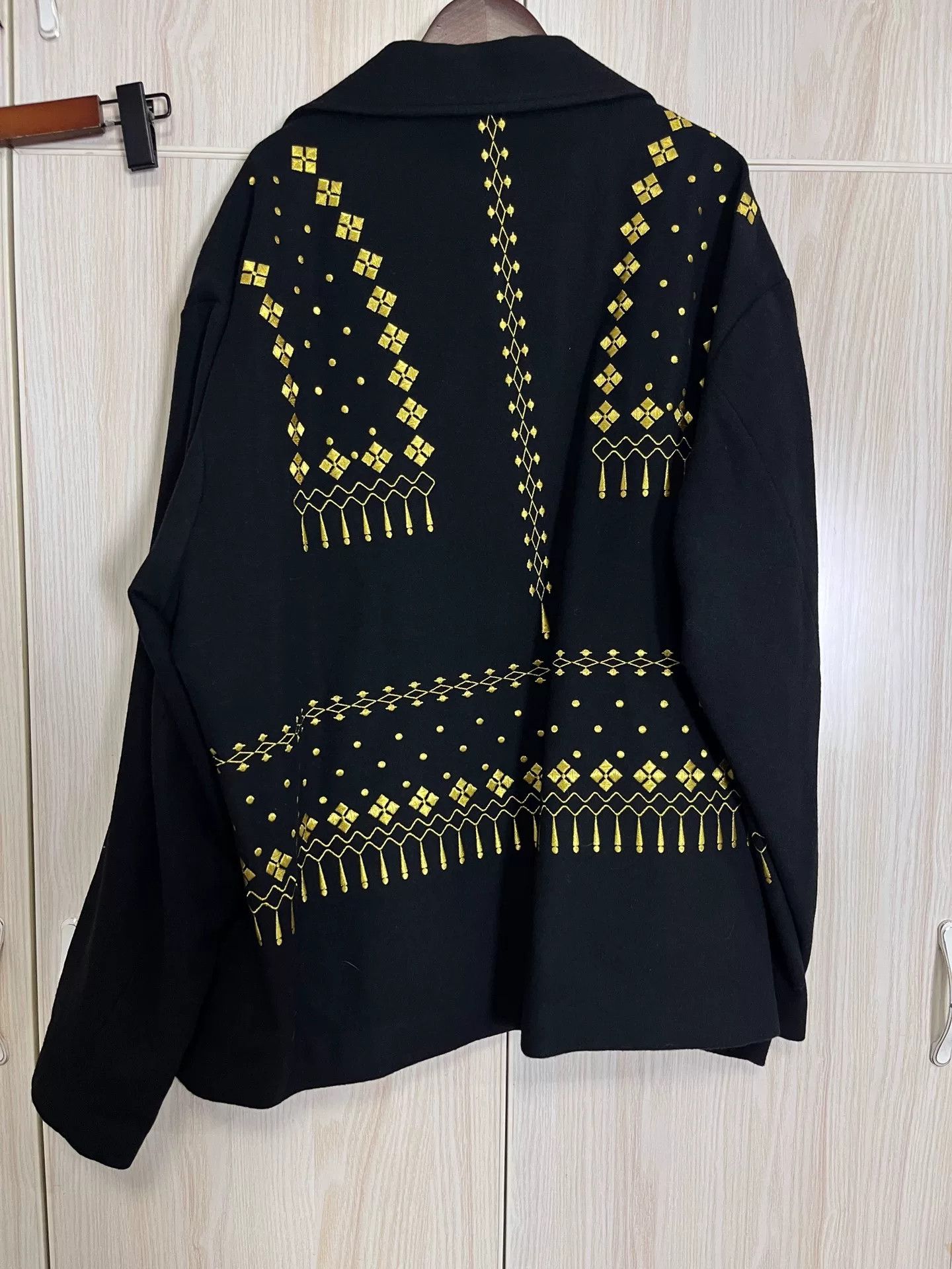 Yohji Yamamoto Yohji Yamamoto 92AW Gold Embroidered Jacket Size US L / EU 52-54 / 3 - 4 Thumbnail