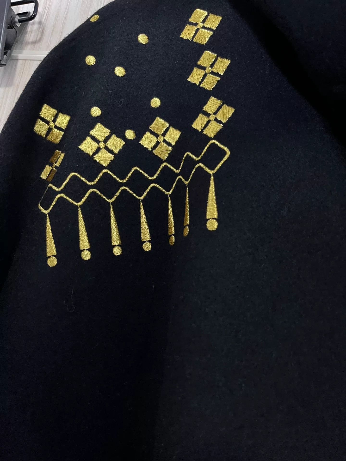 Yohji Yamamoto Yohji Yamamoto 92AW Gold Embroidered Jacket Size US L / EU 52-54 / 3 - 3 Thumbnail