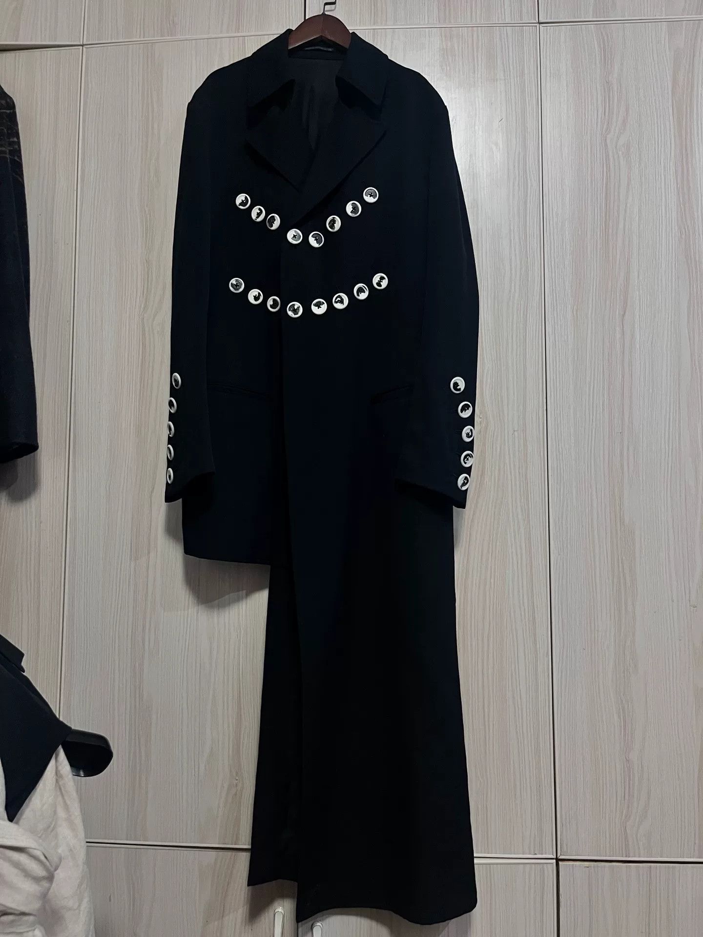Yohji Yamamoto Yohji Yamamoto Asymmetrical Coat for Men Size US M / EU 48-50 / 2 - 3 Thumbnail