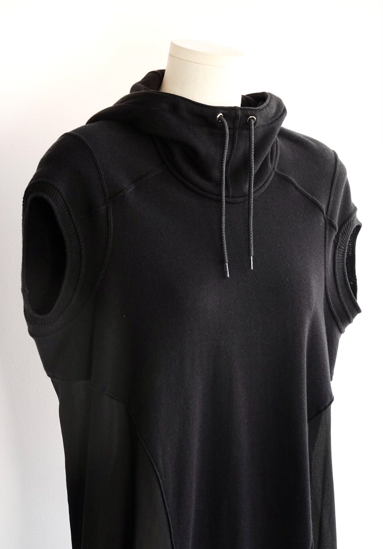 Junya Watanabe Junya Watanabe Sleeveless Hoodie Dress Size XS / US 0-2 / IT 36-38 - 3 Thumbnail