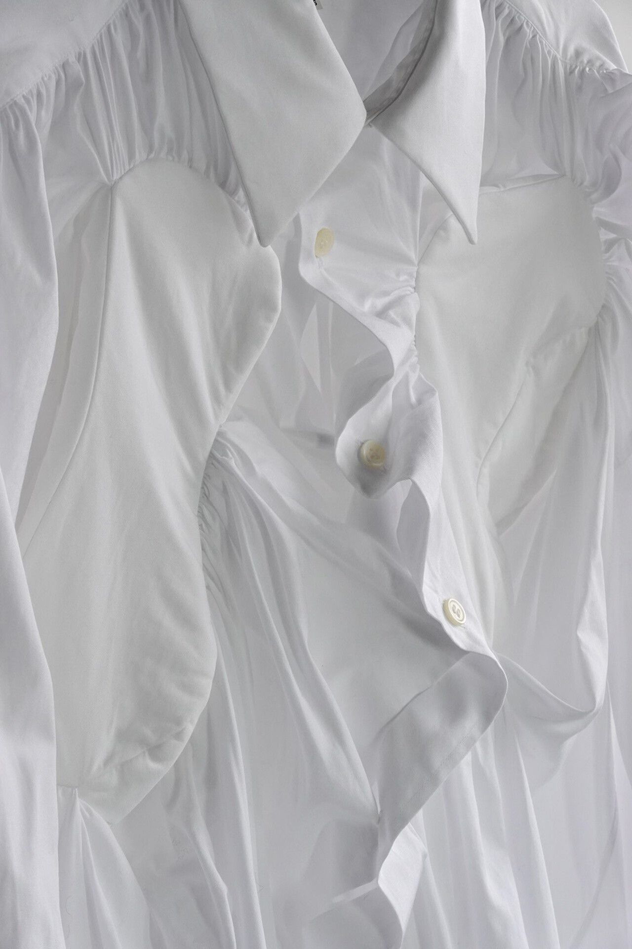 Comme des Garcons Comme des Garçons Asymmetrical White Shirt Size US L / EU 52-54 / 3 - 5 Thumbnail