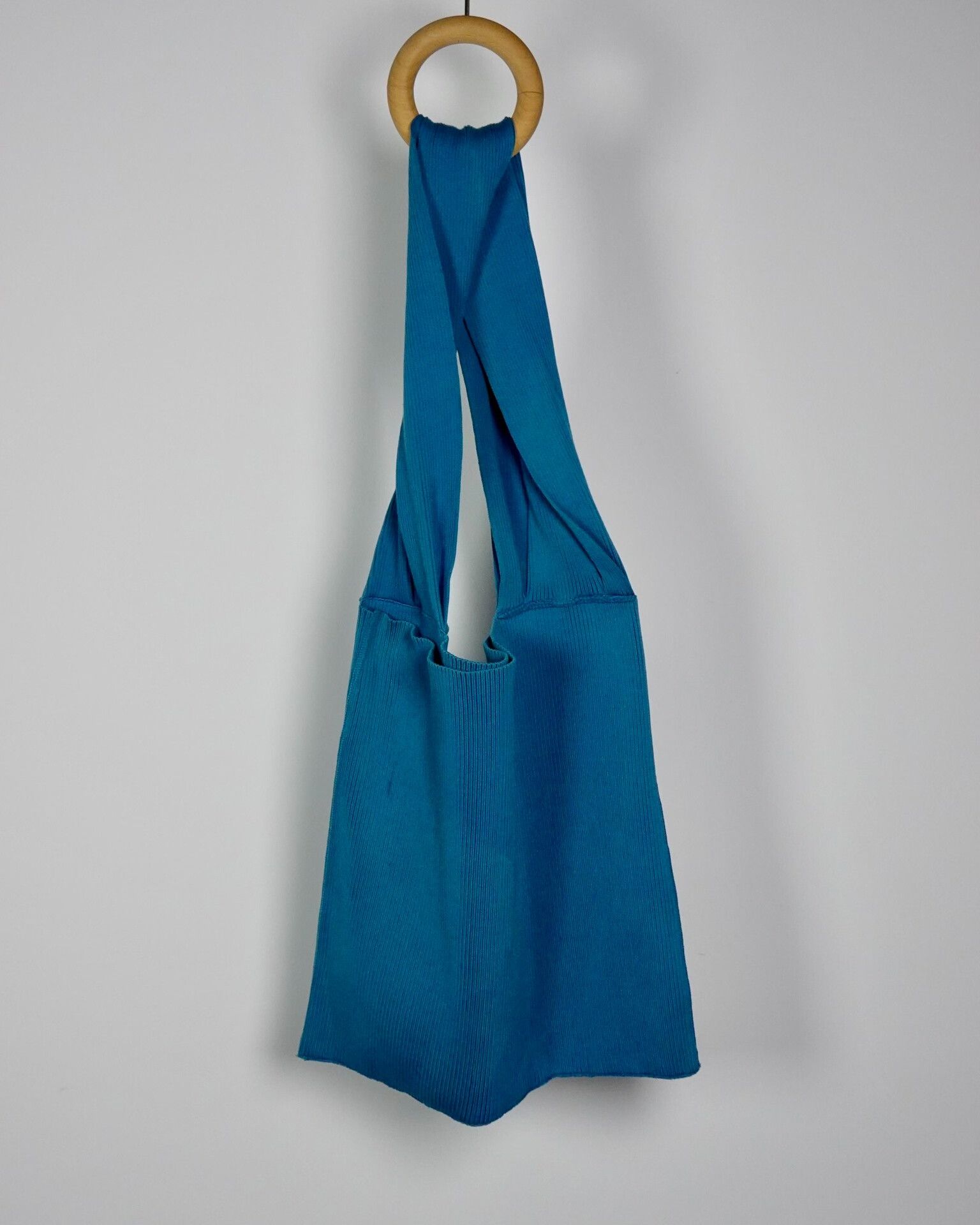 Pervert Blue Twisted Knit Bag by PERVERZE Size ONE SIZE - 5 Thumbnail