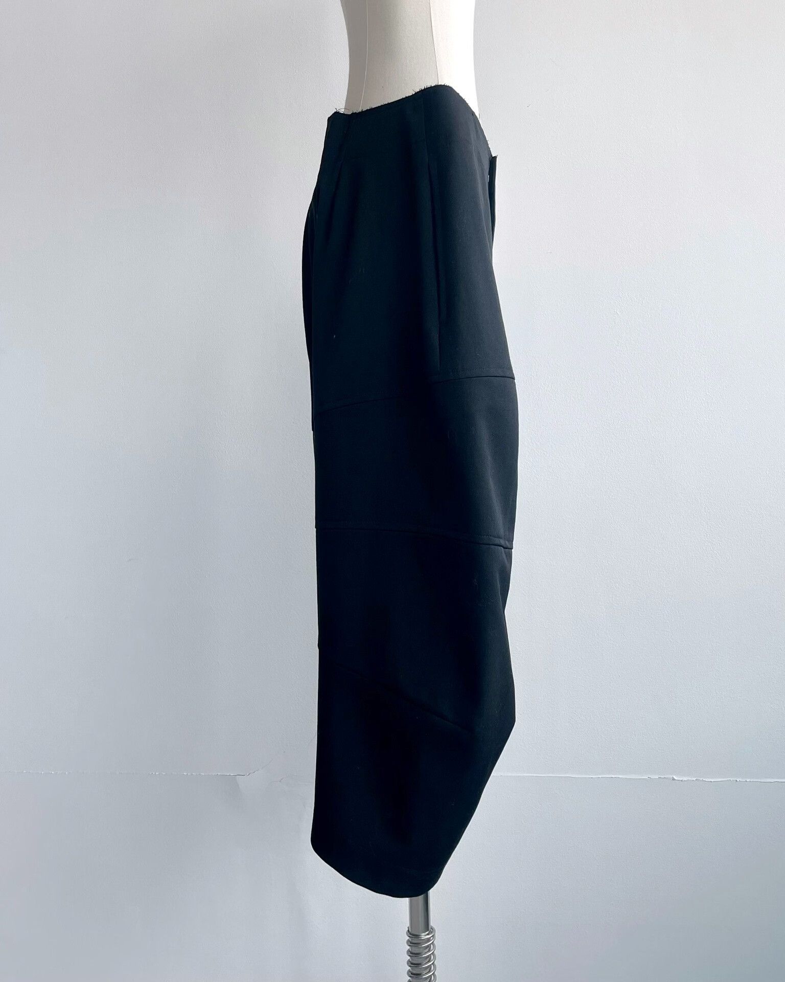 Comme des Garcons CDG Tailored Black Culotte Pants Size 28" / US 6 / IT 42 - 4 Thumbnail