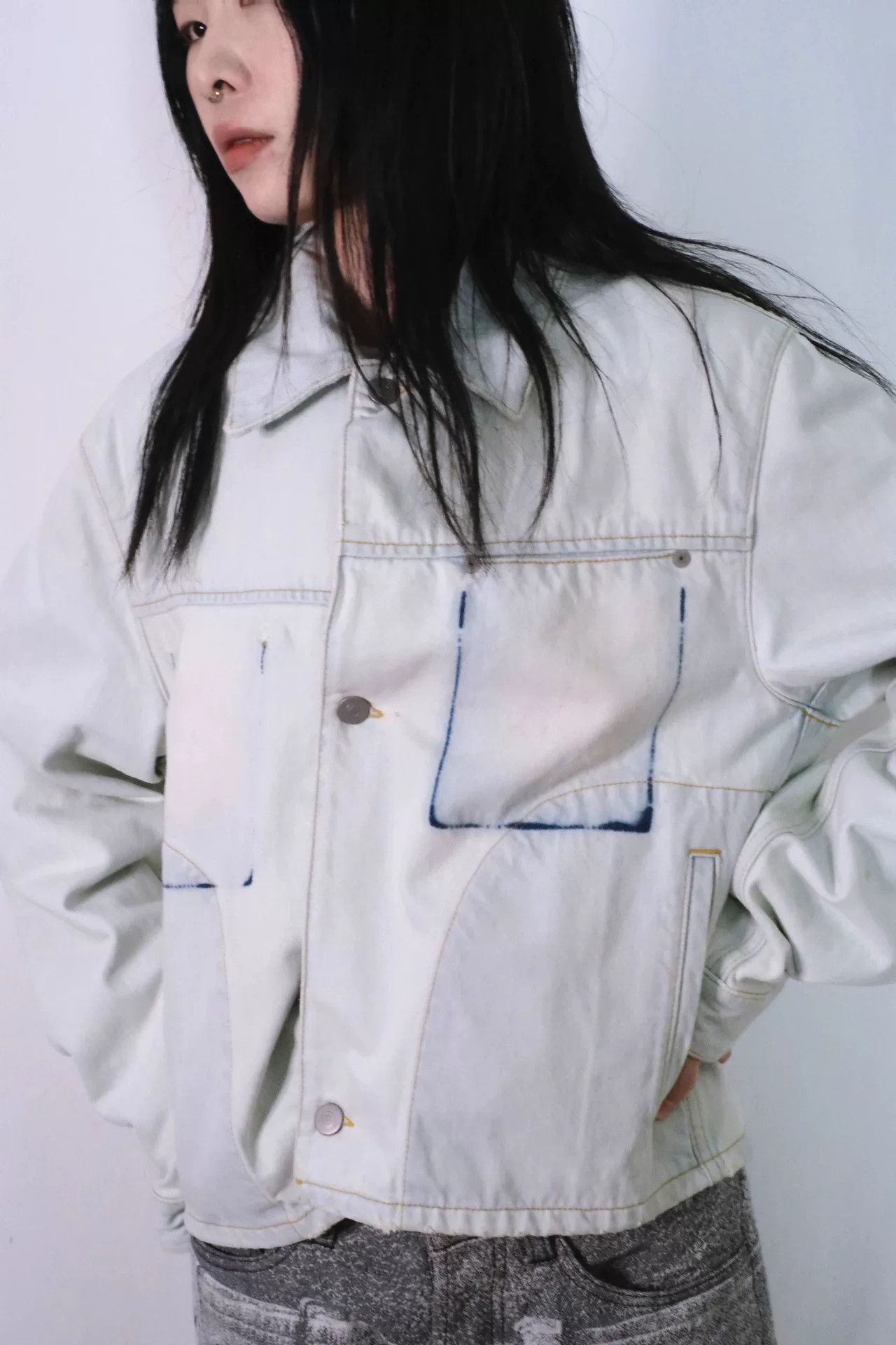 Maison Margiela Maison Margiela Distressed Denim Jacket for Men Size US M / EU 48-50 / 2 - 2 Thumbnail